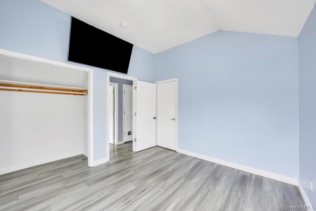 #11 photo, 297 Catskill Avenue, Lindenhurst , NY 11757