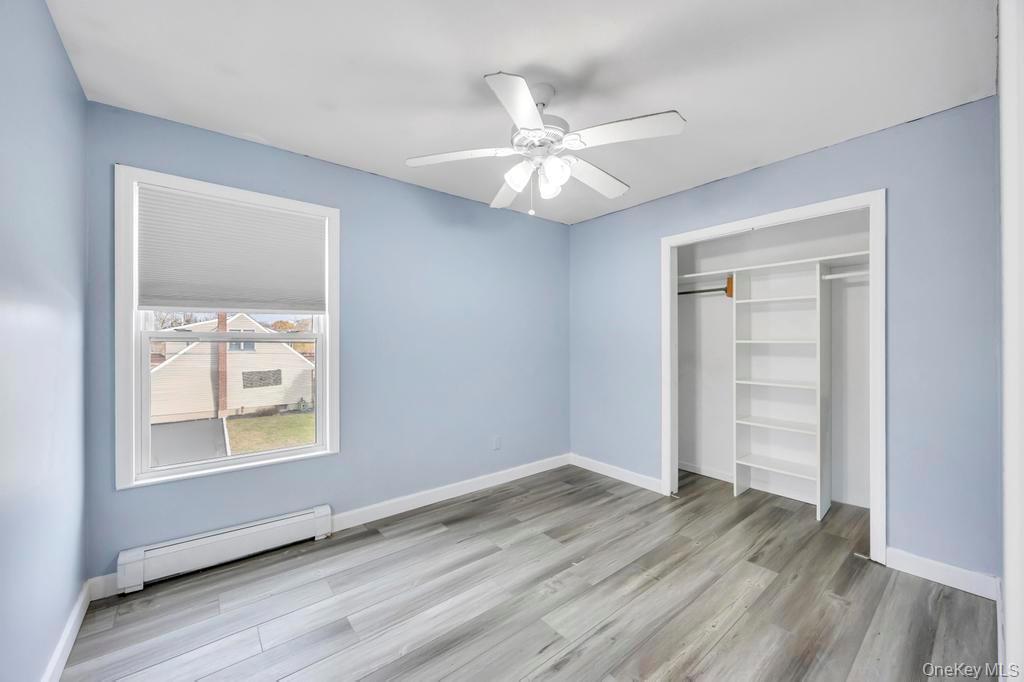 #16 photo, 297 Catskill Avenue, Lindenhurst , NY 11757