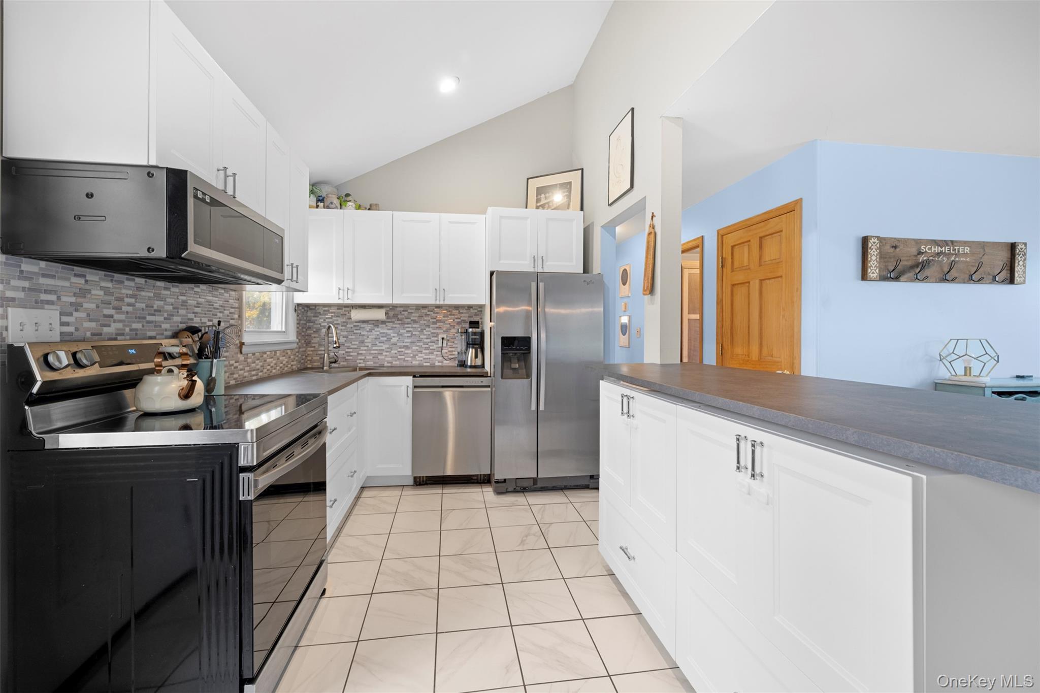 #12 photo, 15 Goldsmith Avenue, Greenlawn , NY 11740