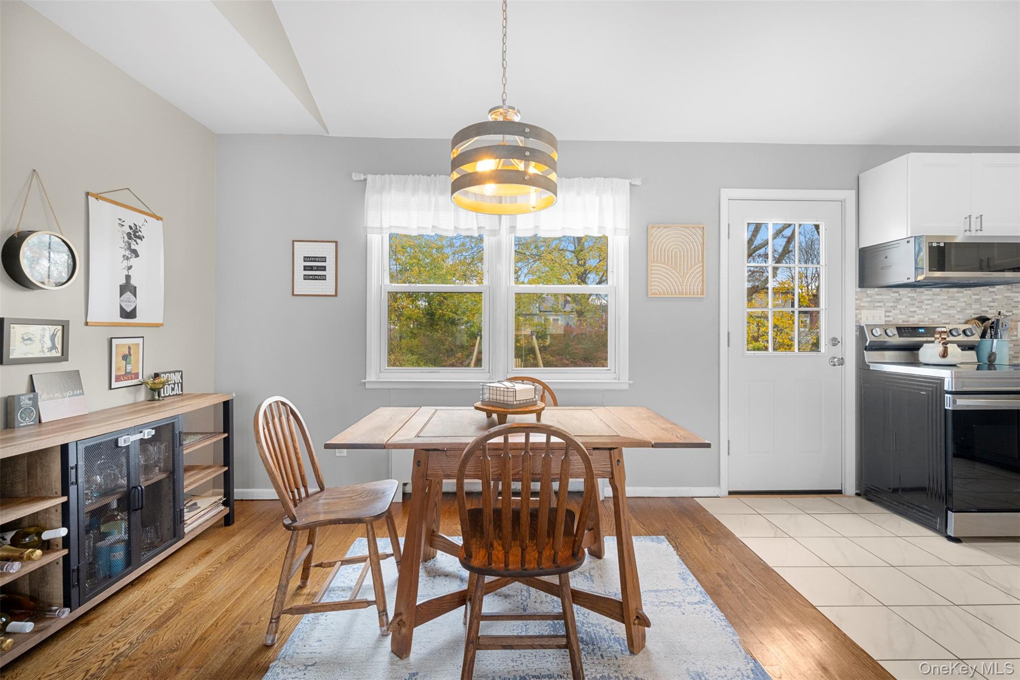 #13 photo, 15 Goldsmith Avenue, Greenlawn , NY 11740