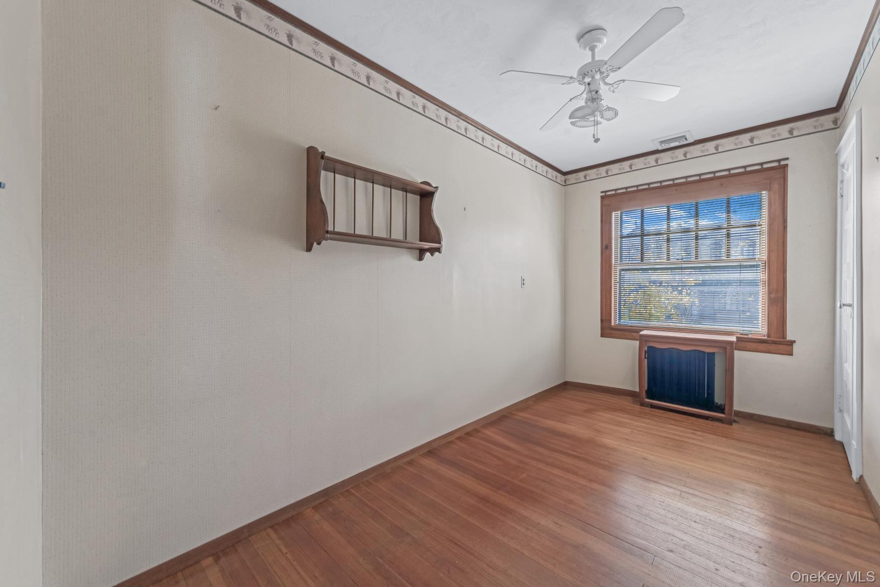 #15 photo, 4611 245th Street, Douglaston , NY 11362