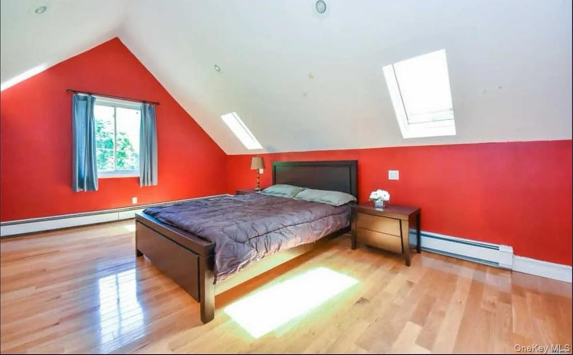 #4 photo, 12 Chadwick Road, Great Neck , NY 11023