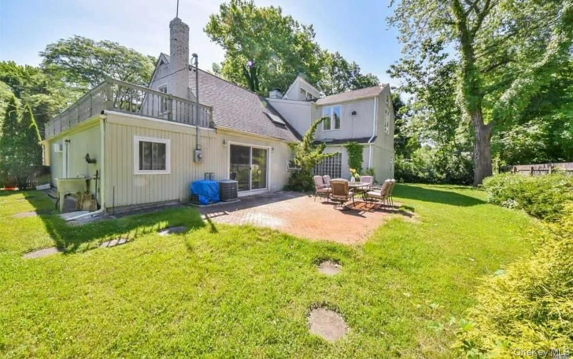 #7 photo, 12 Chadwick Road, Great Neck , NY 11023