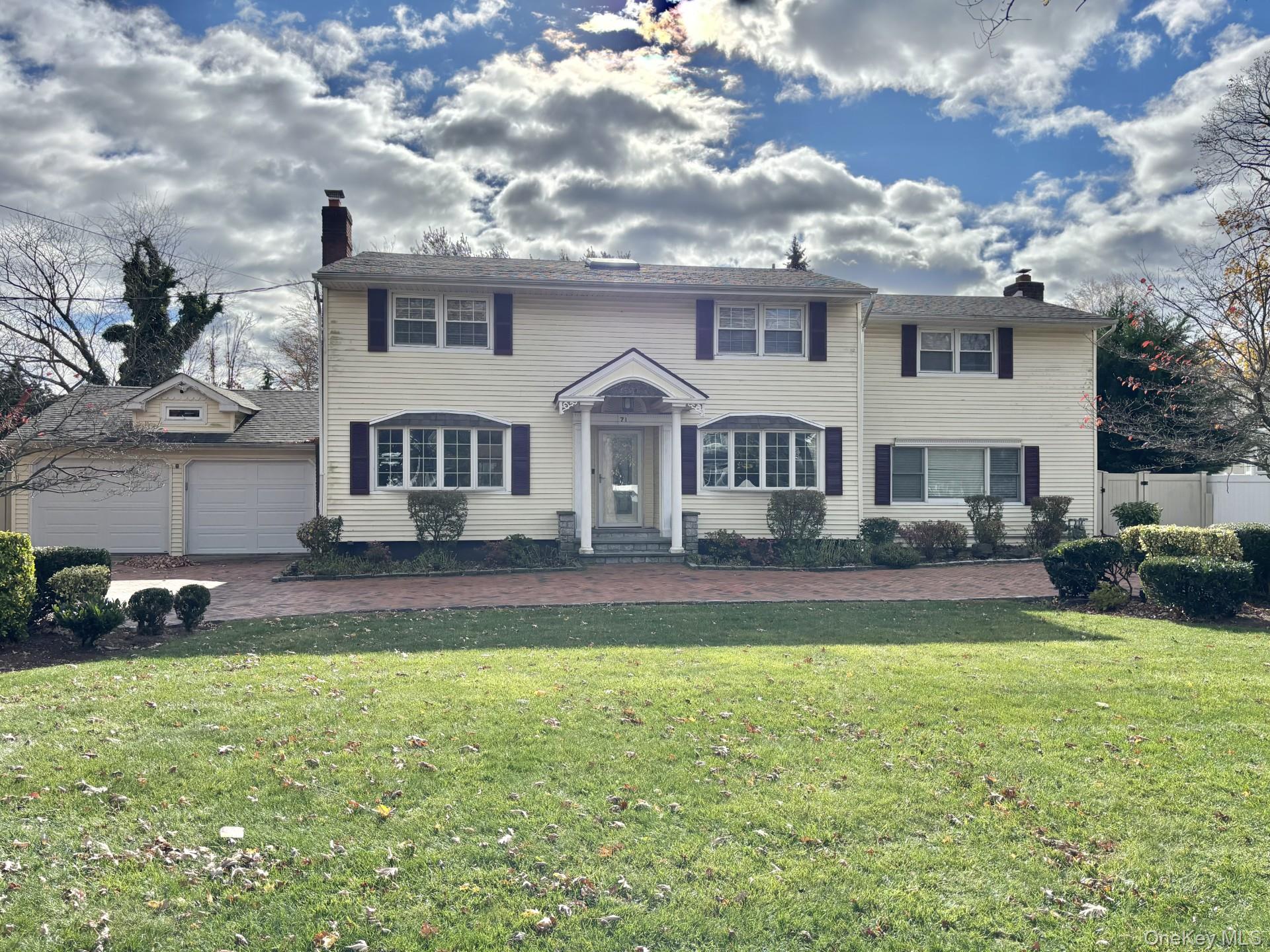 #1 photo, 71 Maple Avenue, Bethpage , NY 11714