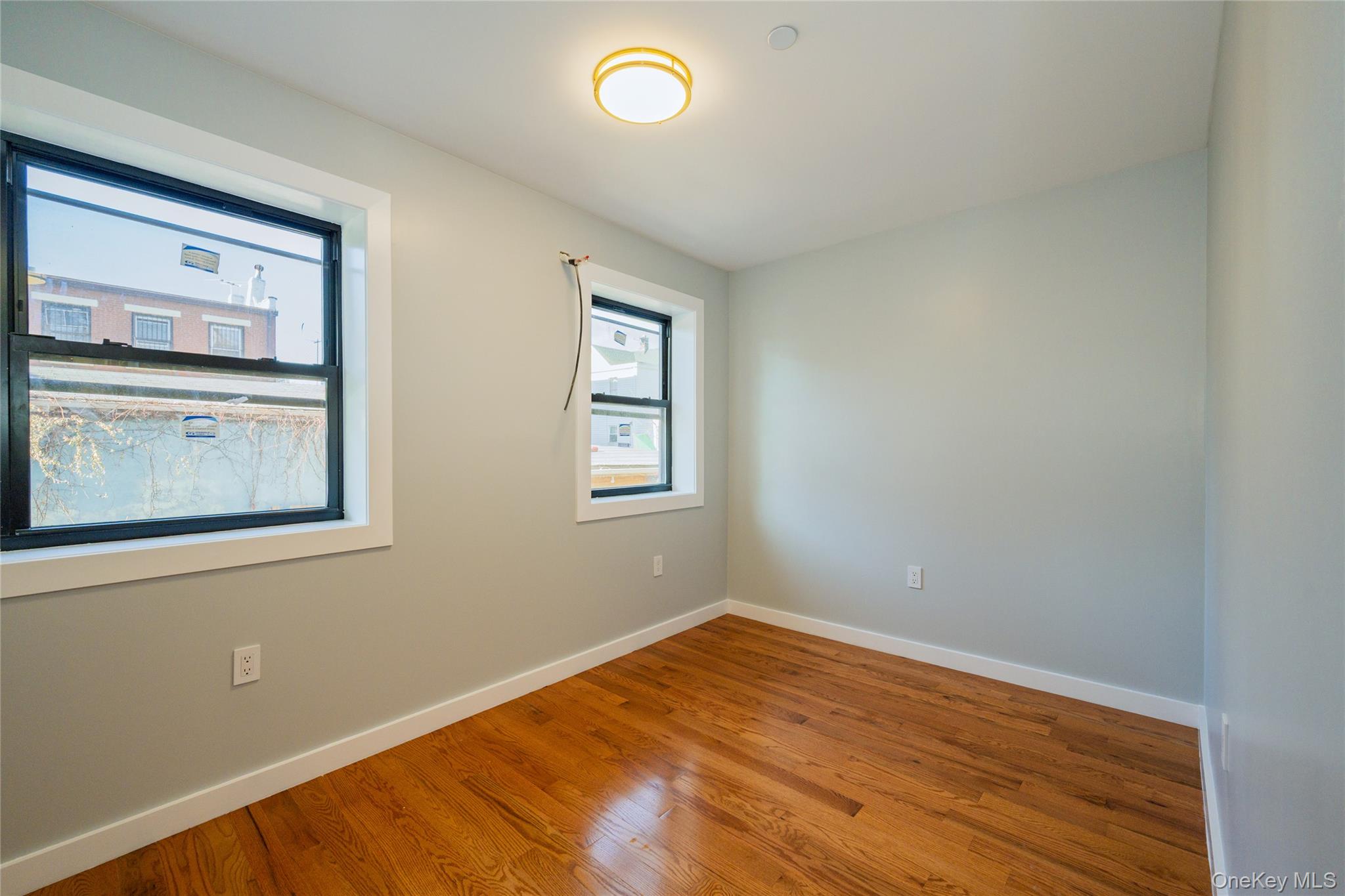 #18 photo, 33-34 109 Street, كوينز Corona , NY 11368