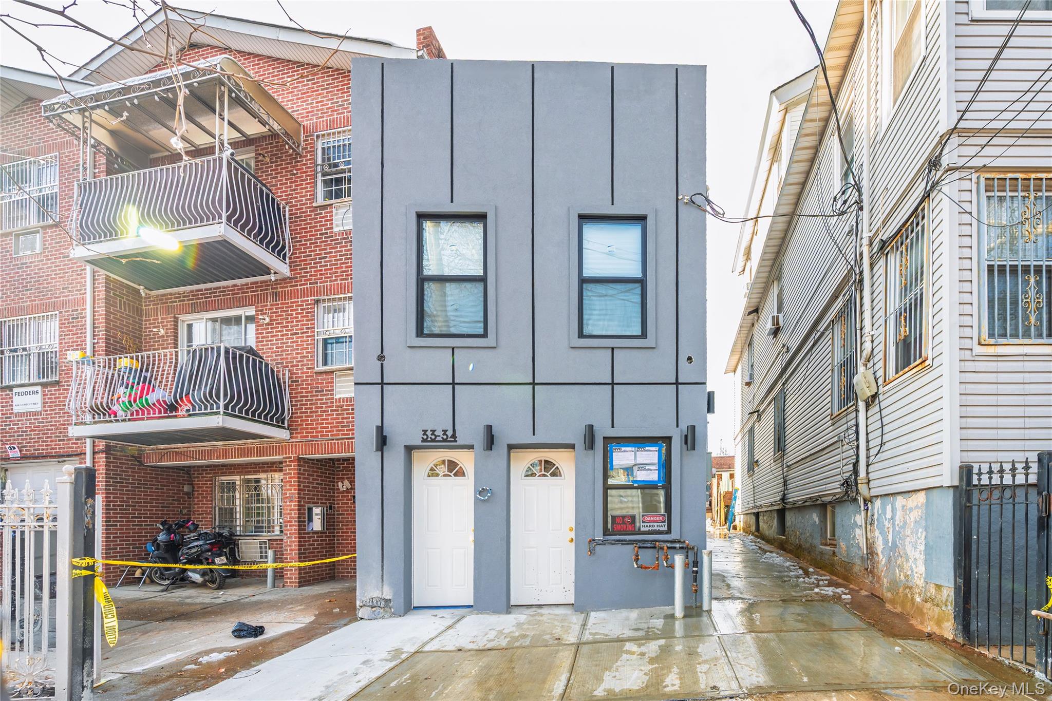 #2 photo, 33-34 109 Street, كوينز Corona , NY 11368