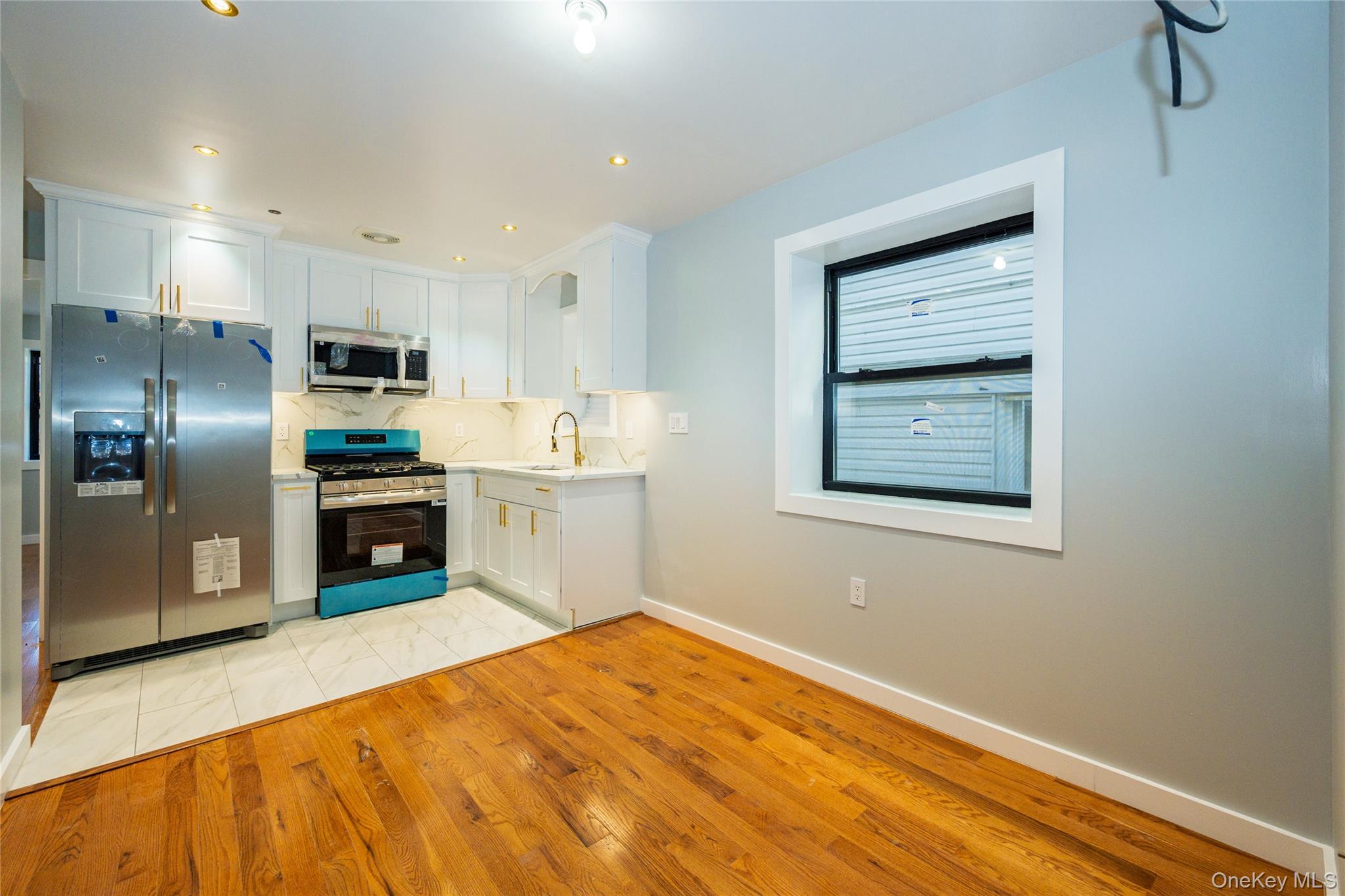 #6 photo, 33-34 109 Street, كوينز Corona , NY 11368