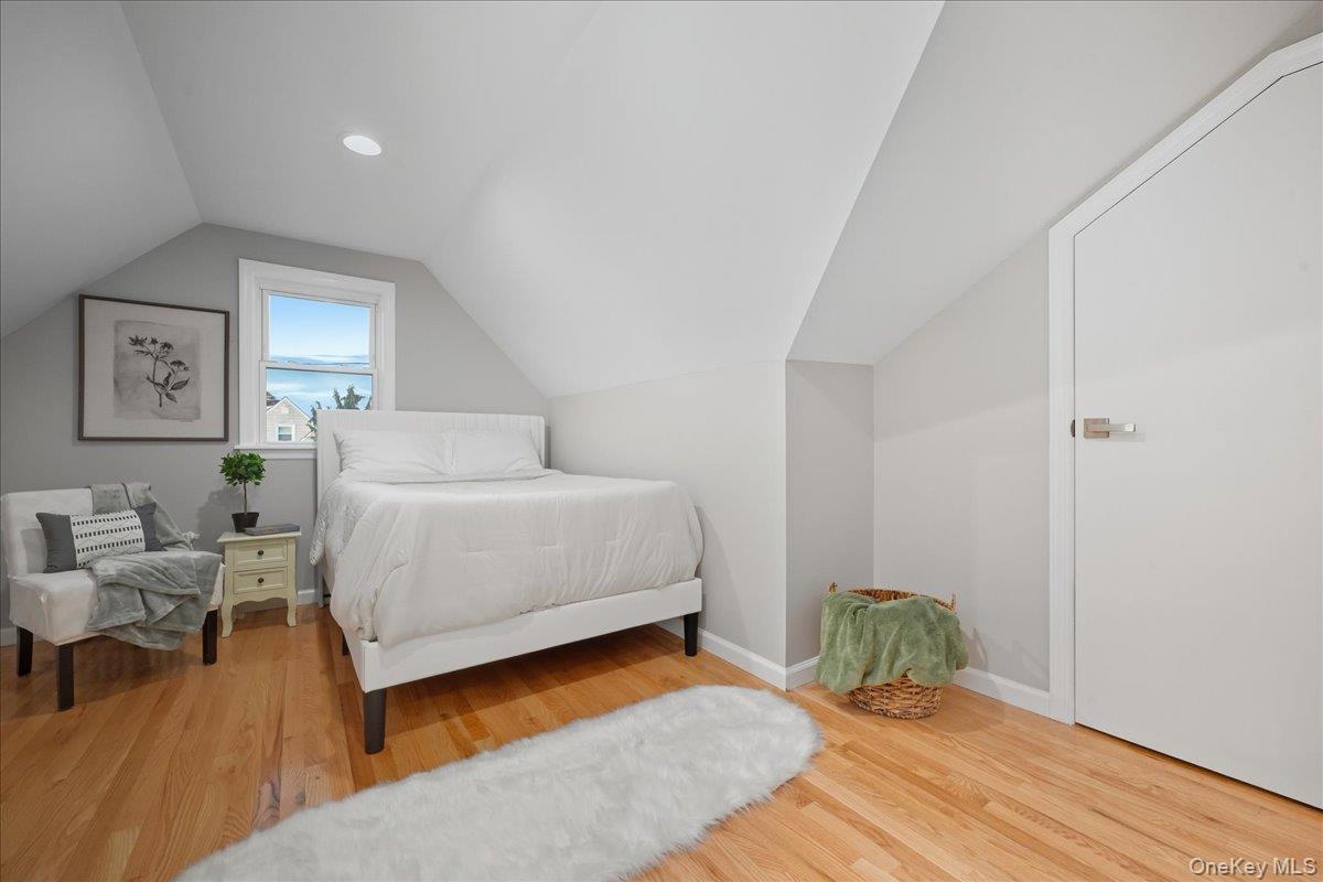 #19 photo, 253 William Street, West Hempstead , NY 11552