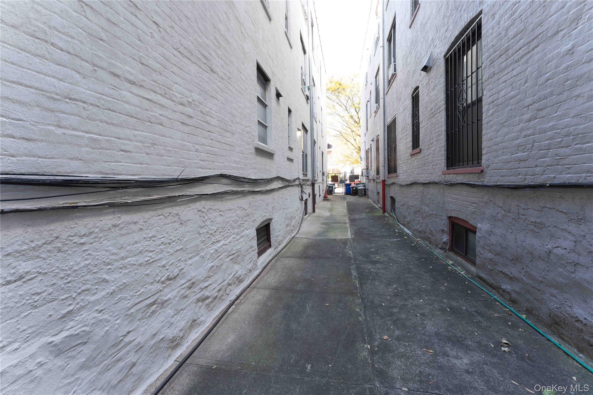 #6 photo, 765 E 9th Street, Brooklyn , NY 11230