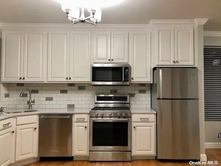 #18 photo, 25-54 37 Street, Astoria , NY 11103