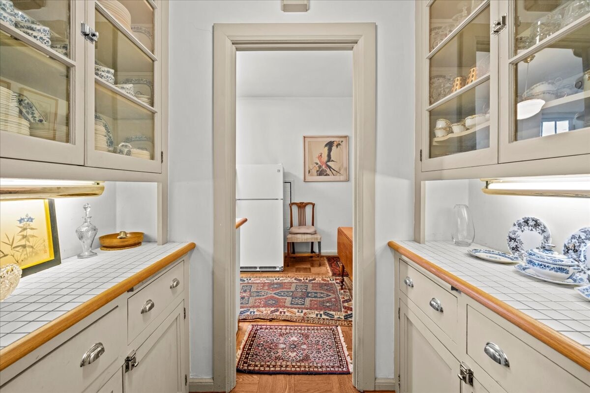 #11 photo, 525 W 238TH Street, Central Riverdale , NY 10463