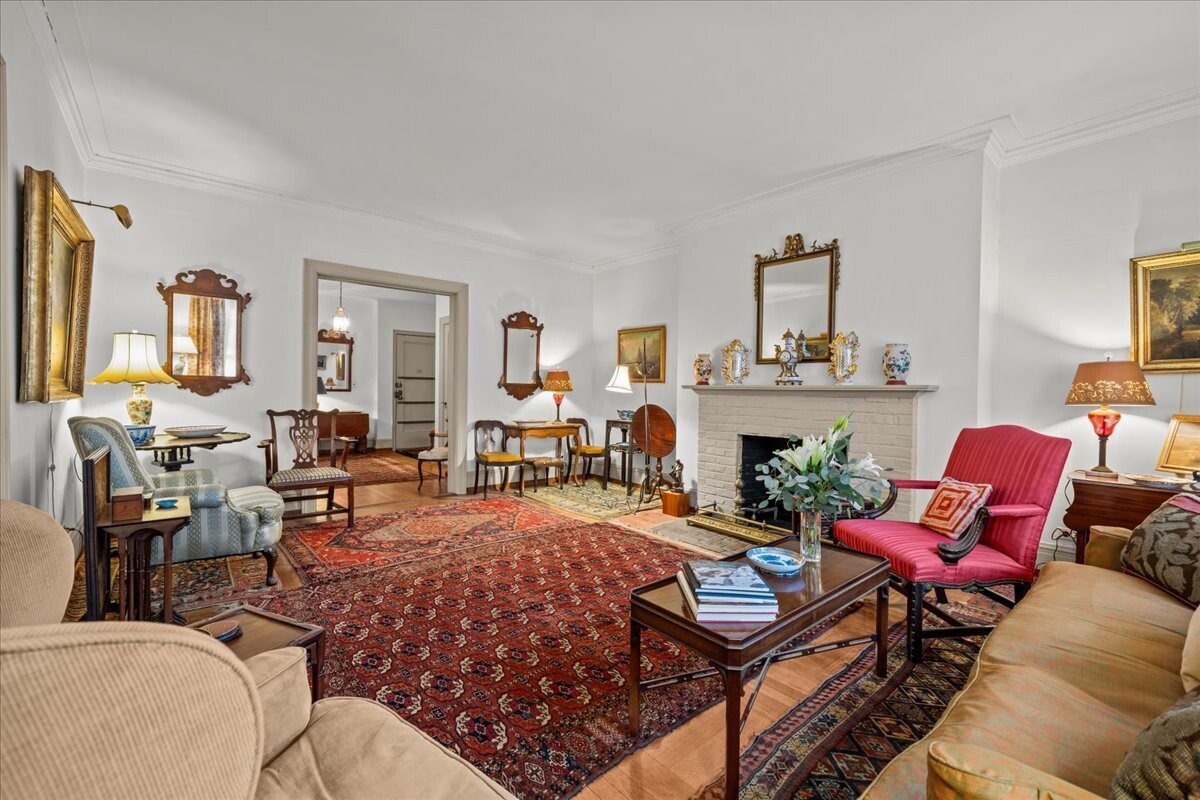 #4 photo, 525 W 238TH Street, Central Riverdale , NY 10463