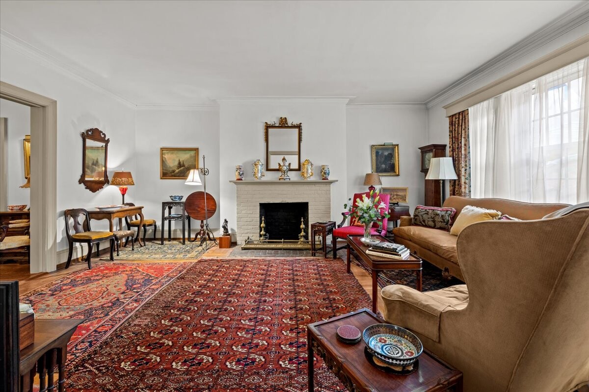 #5 photo, 525 W 238TH Street, Central Riverdale , NY 10463