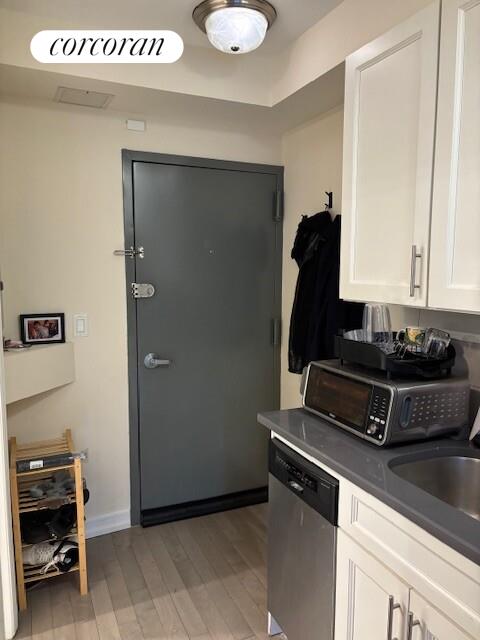 #3 photo, 821 9TH Avenue, Hells Kitchen , NY 10019