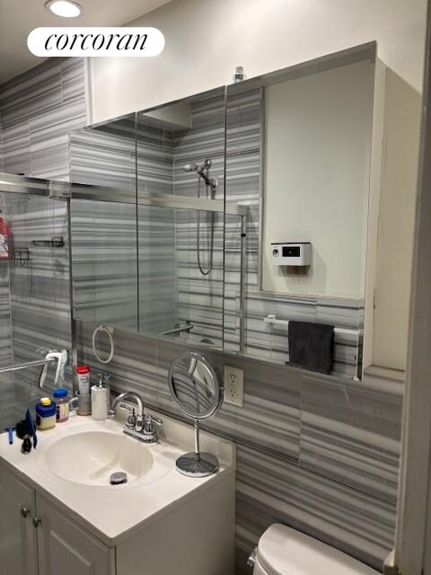 #7 photo, 821 9TH Avenue, Hells Kitchen , NY 10019