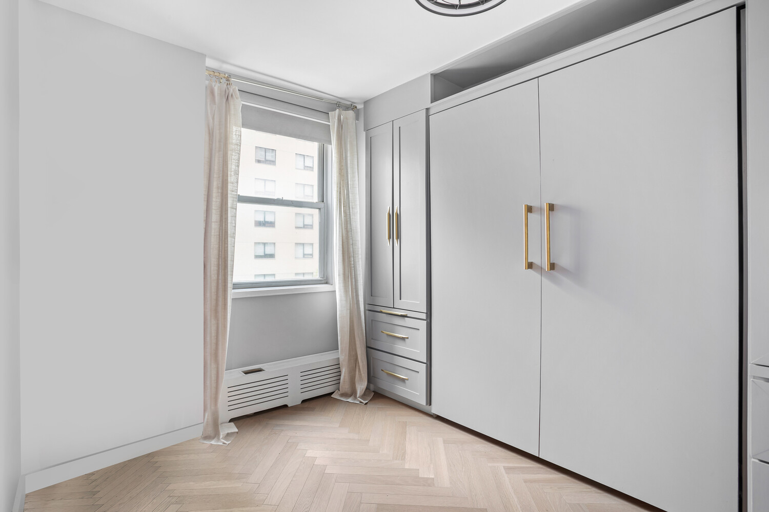 #6 photo, 215 E 80TH Street, Yorkville , NY 10021