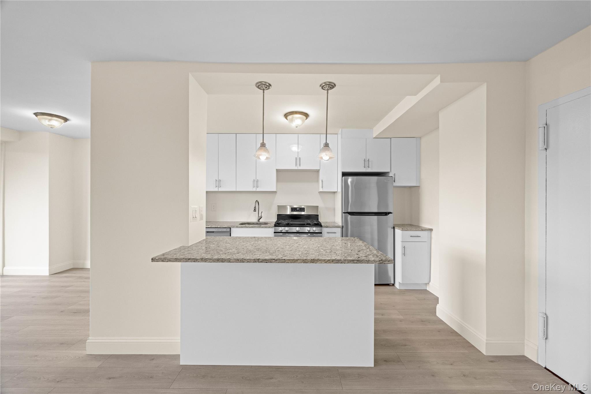 #9 photo, 820 Boynton Avenue, Bronx , NY 10473