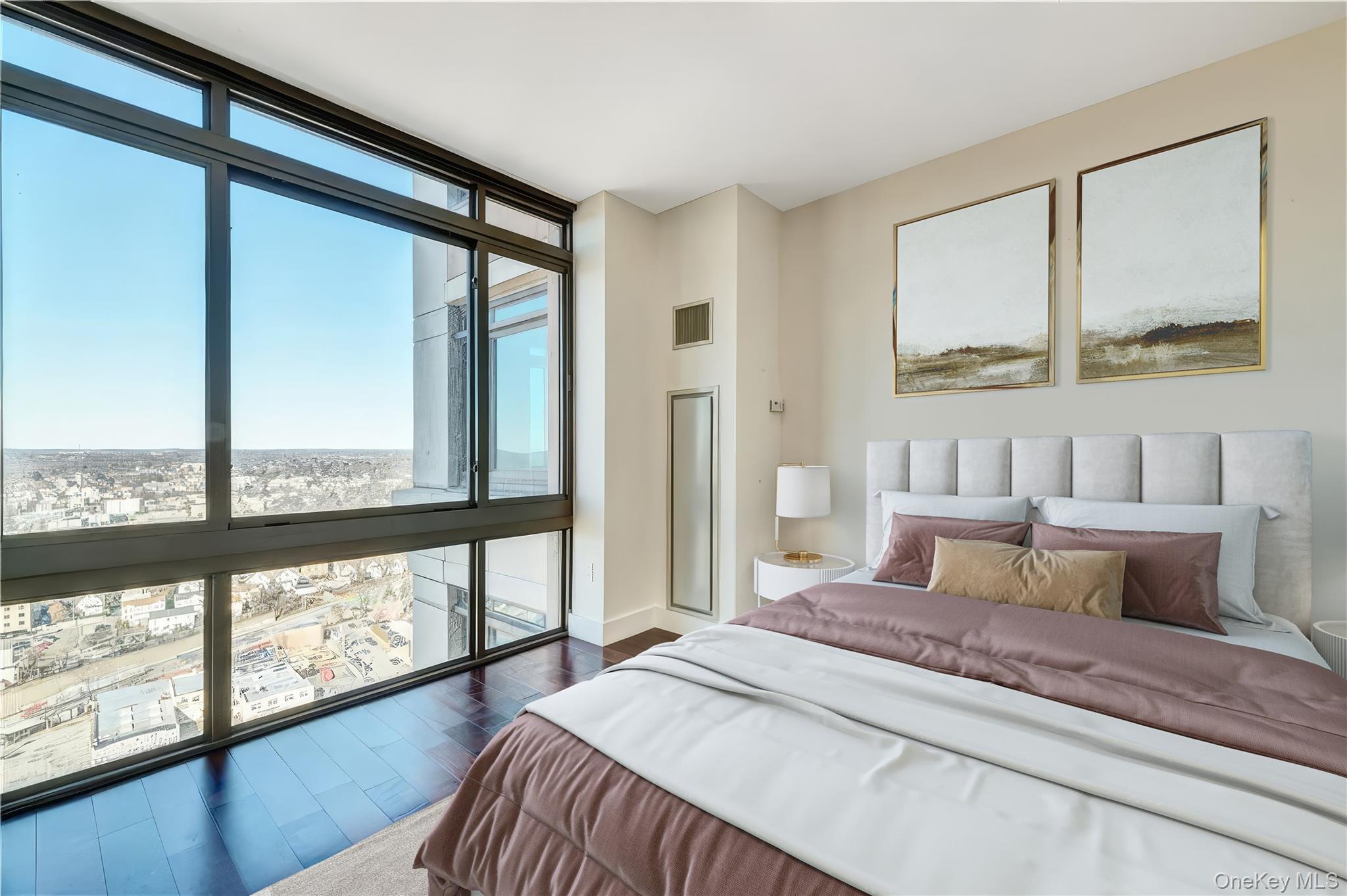 #5 photo, 175 Huguenot Street, New Rochelle , NY 10801