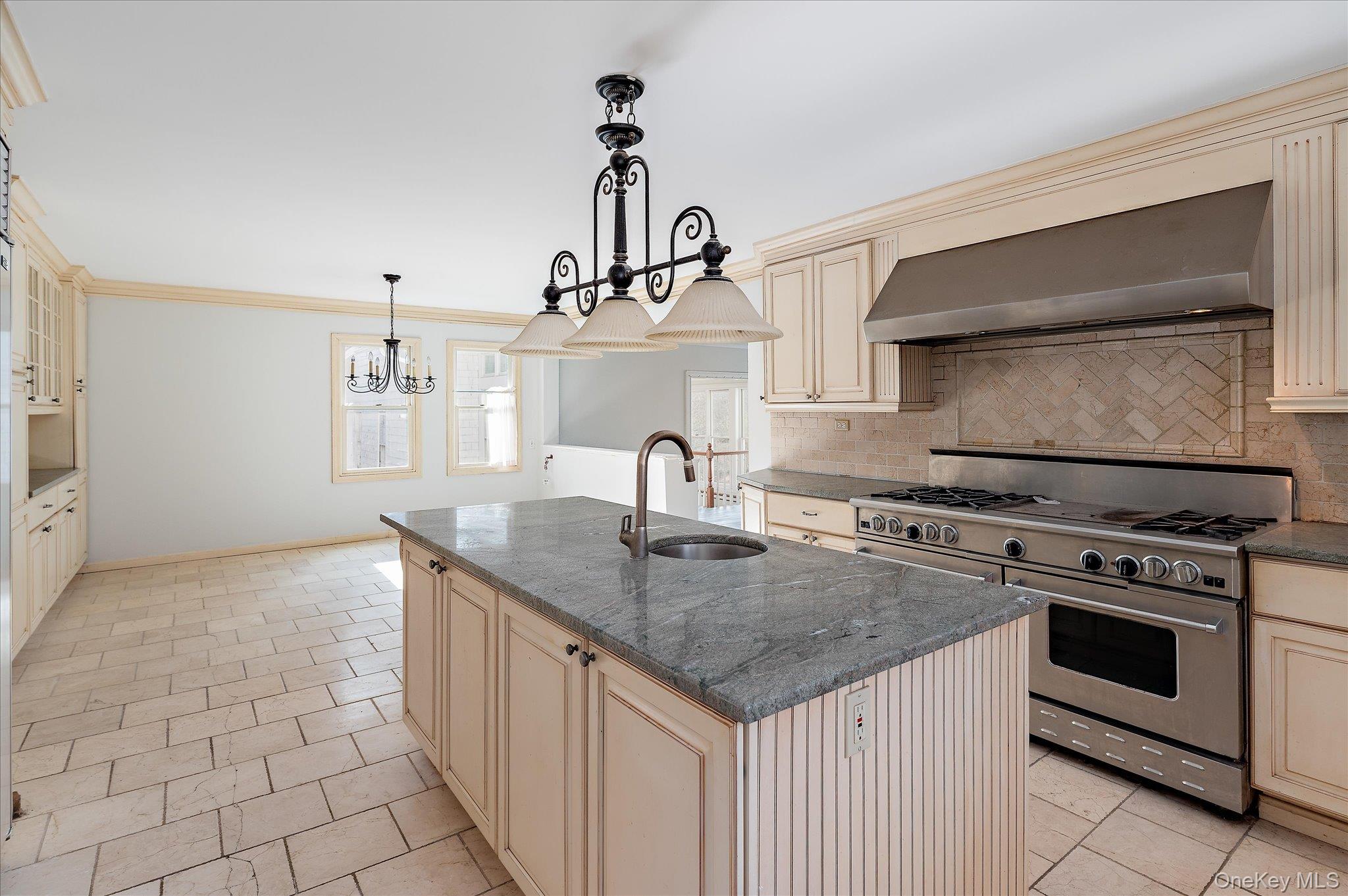 #9 photo, 136 Elmwood Road, South Salem , NY 10590