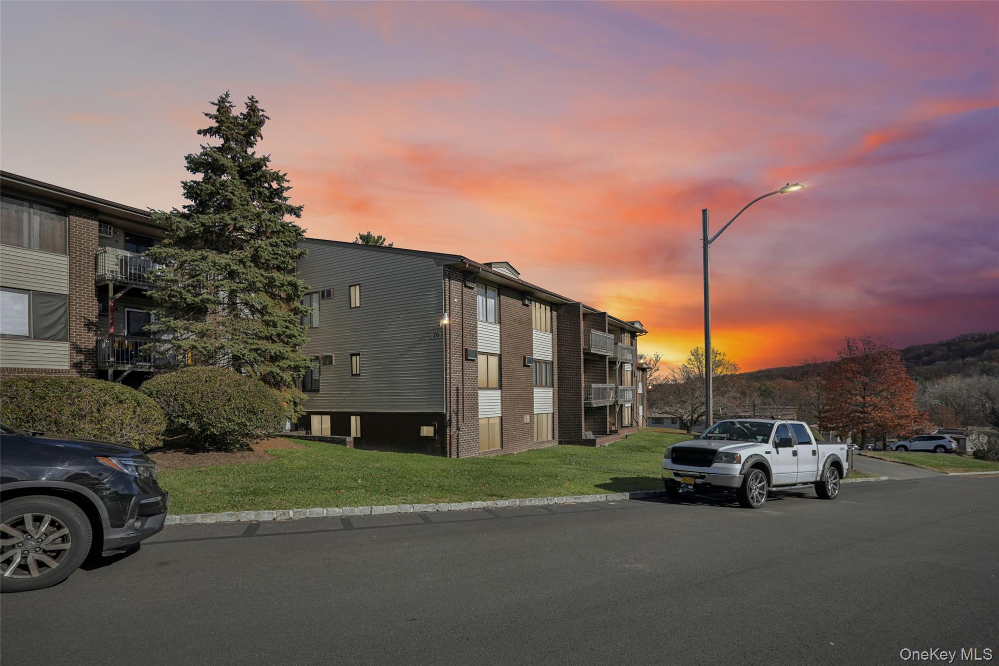 #5 photo, 262 Country Club Lane, Pomona , NY 10970