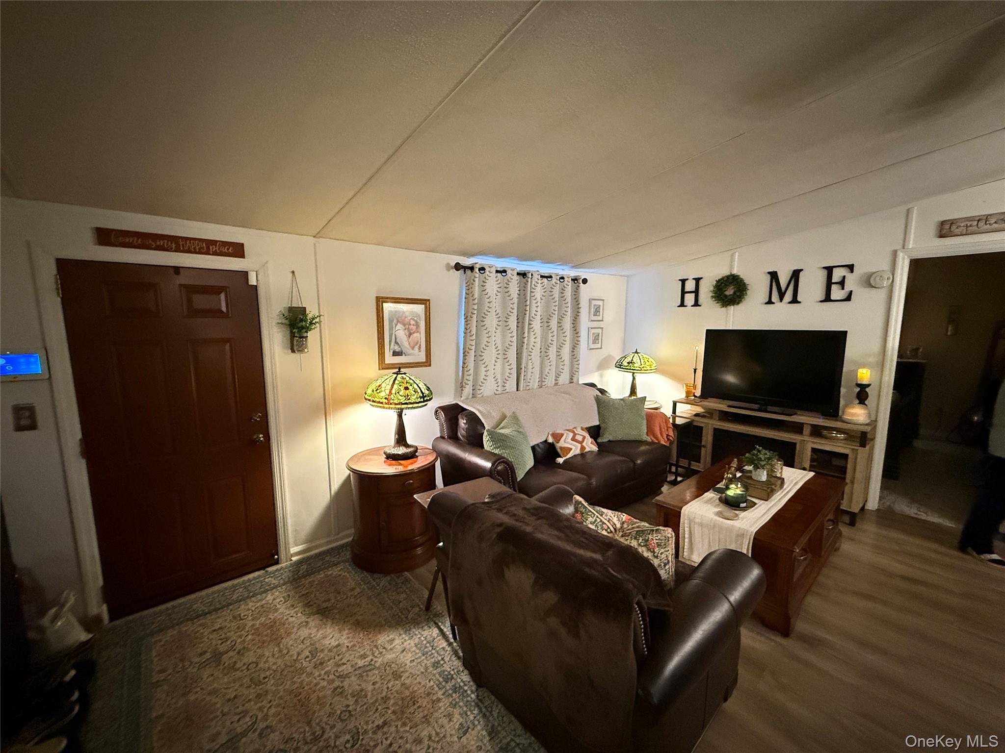 #6 photo, 125 King George Drive, New Windsor , NY 12553