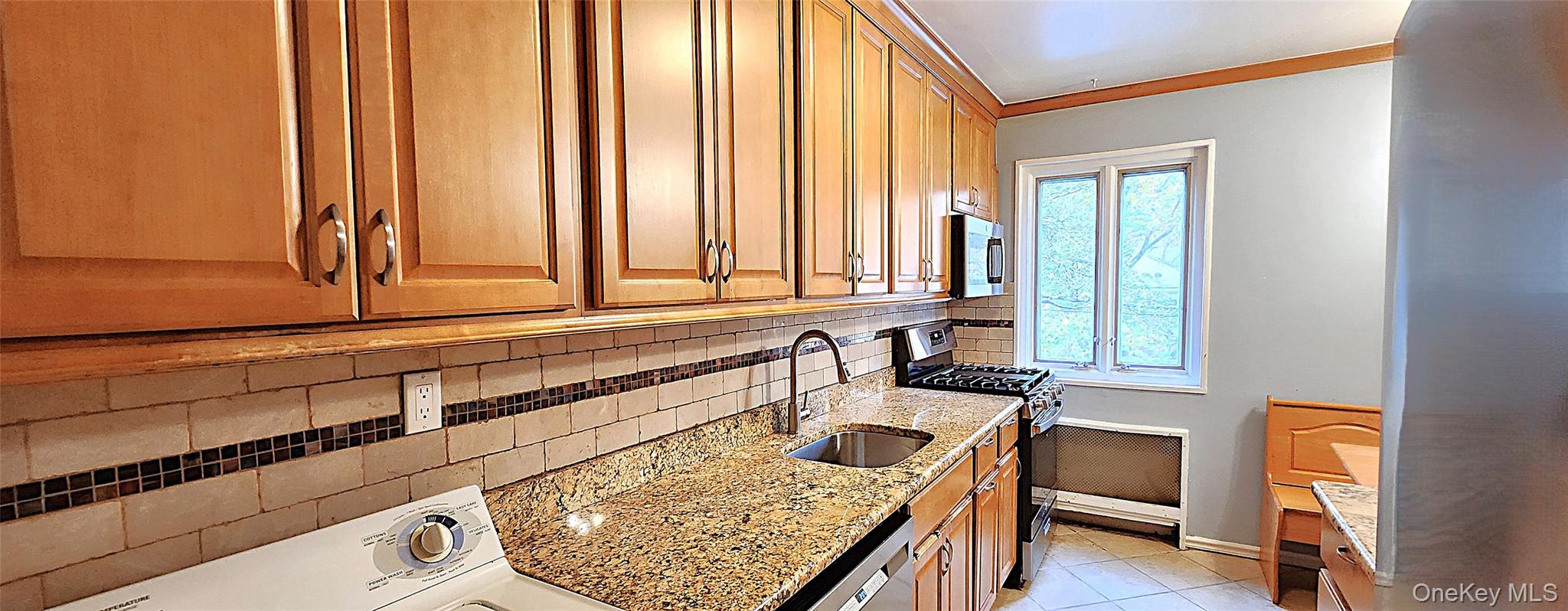 #9 photo, 54 Lawrence Drive, White Plains , NY 10603