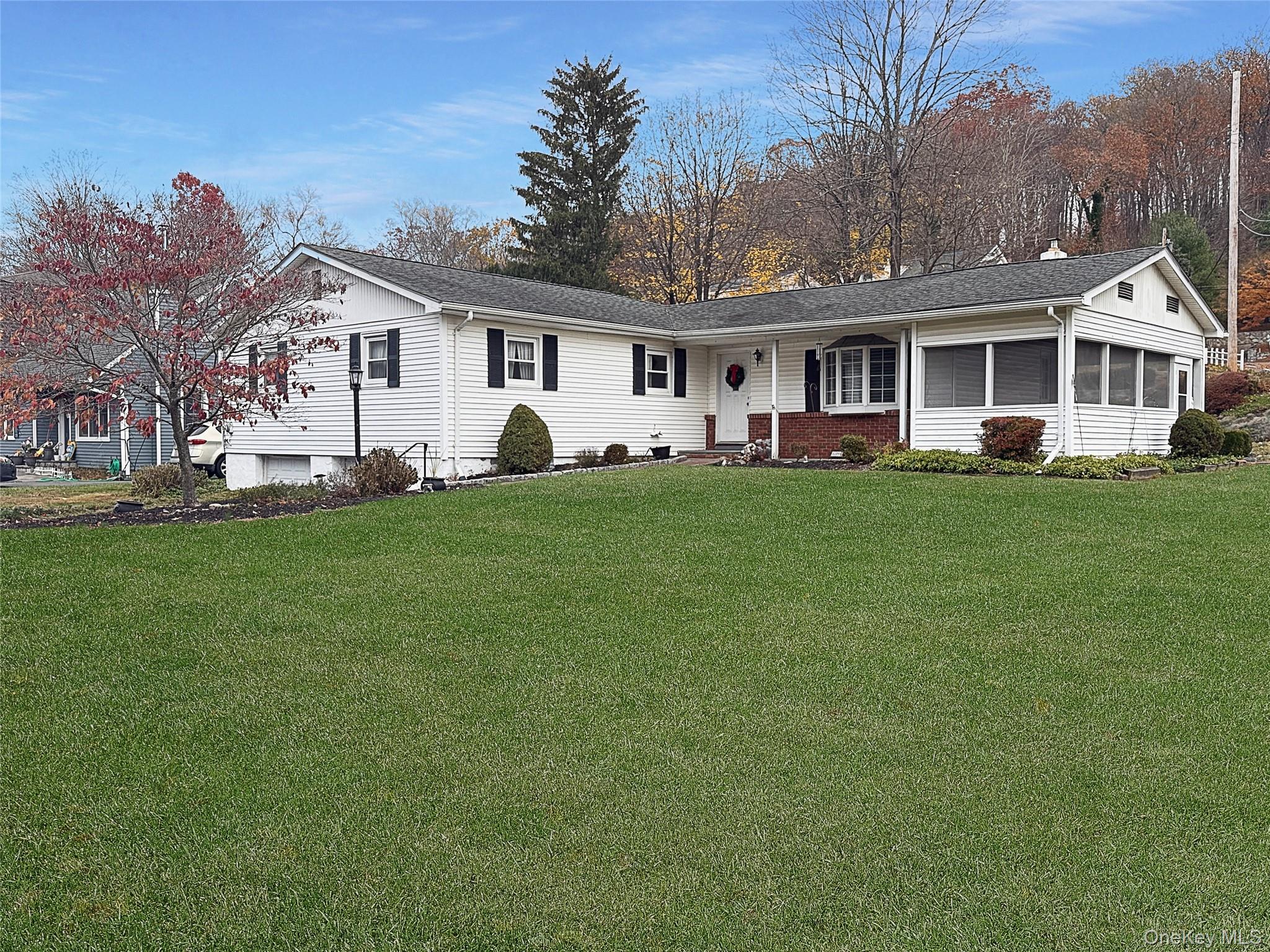 #1 photo, 112 Putnam Road, Garrison , NY 10524