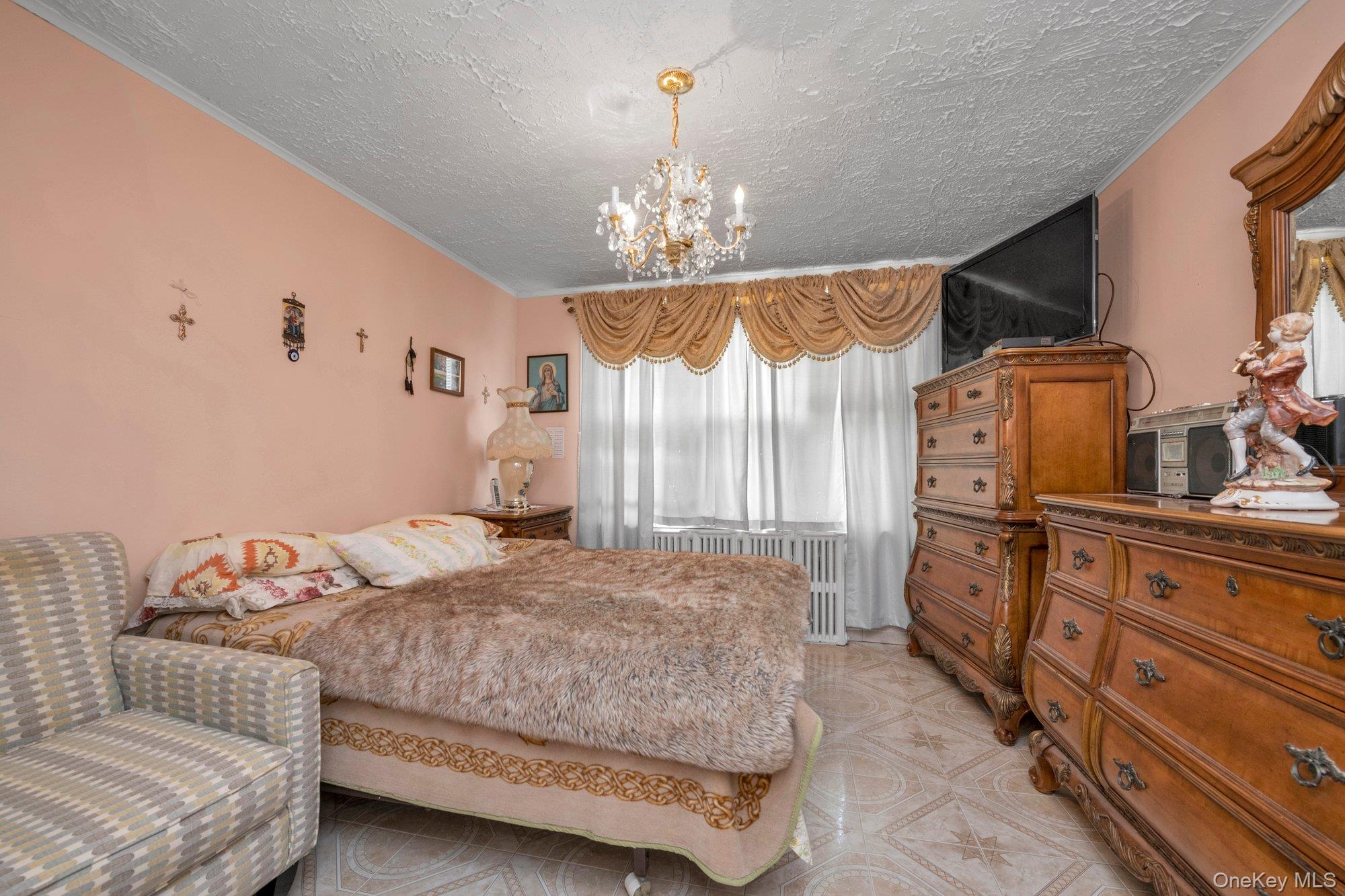 #8 photo, 2327 Vance Street, Bronx , NY 10469