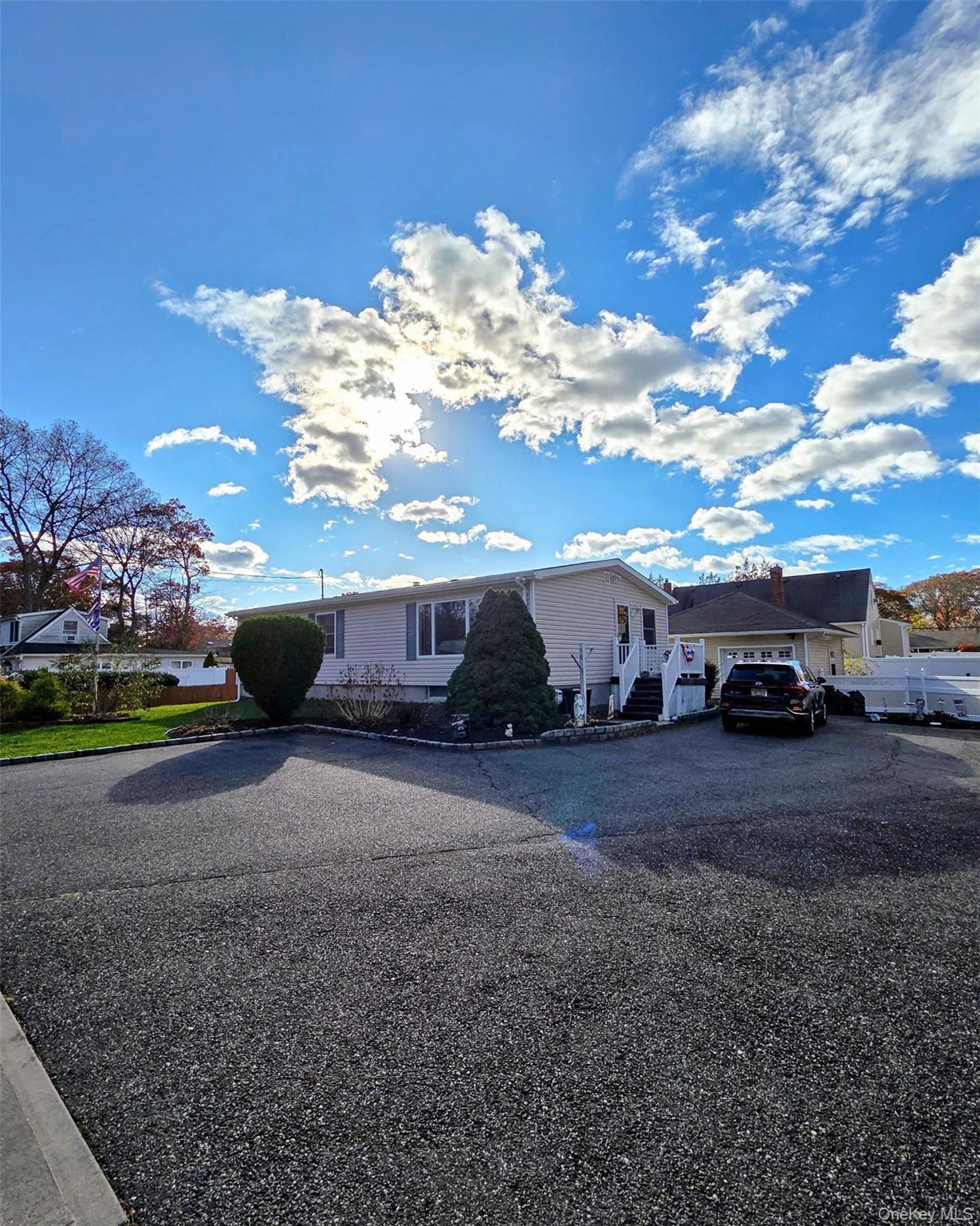 #5 photo, 146 Webster Avenue, Lake Ronkonkoma , NY 11779