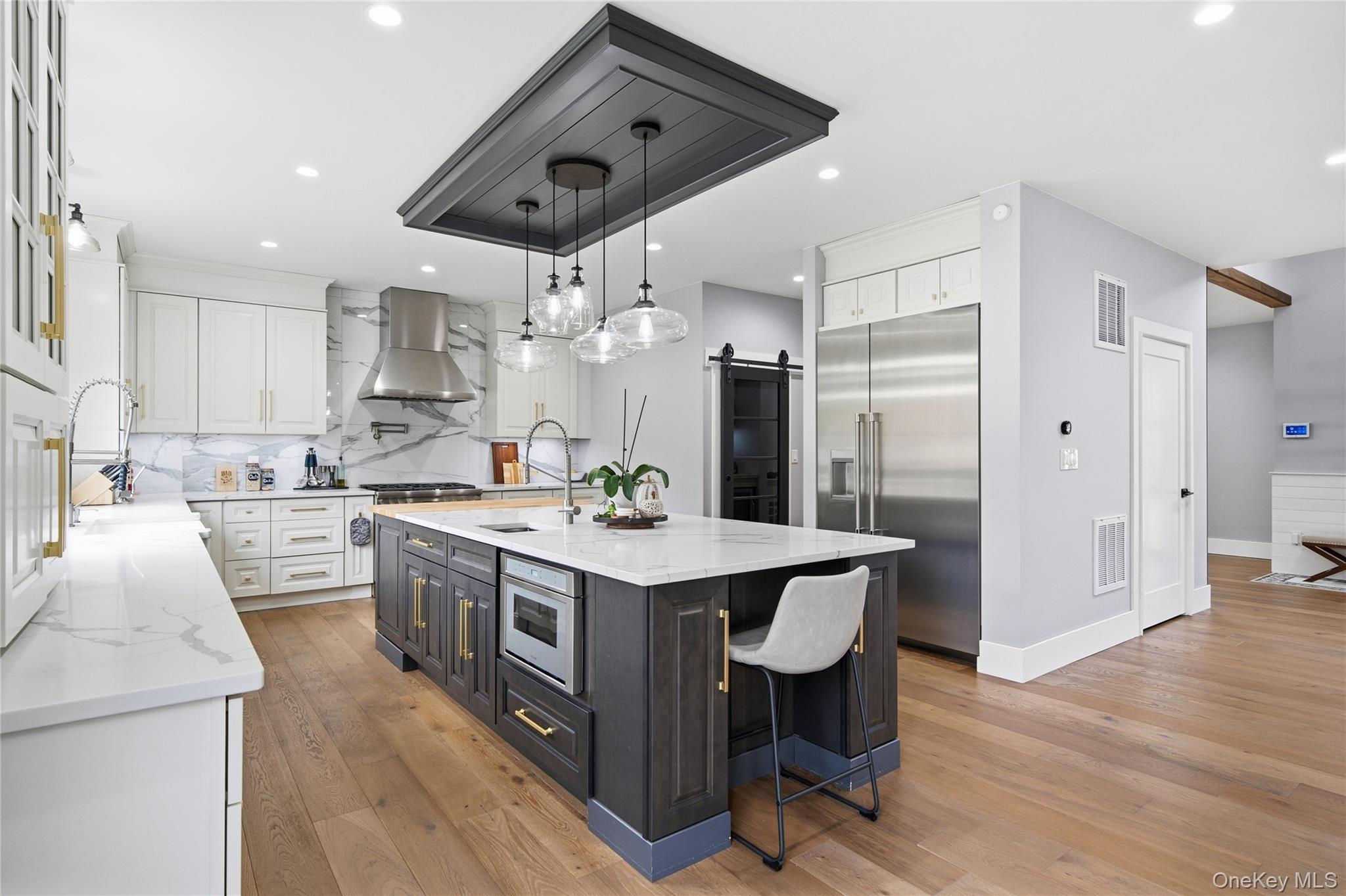 #5 photo, 18 Timberpoint Road, East Islip , NY 11730