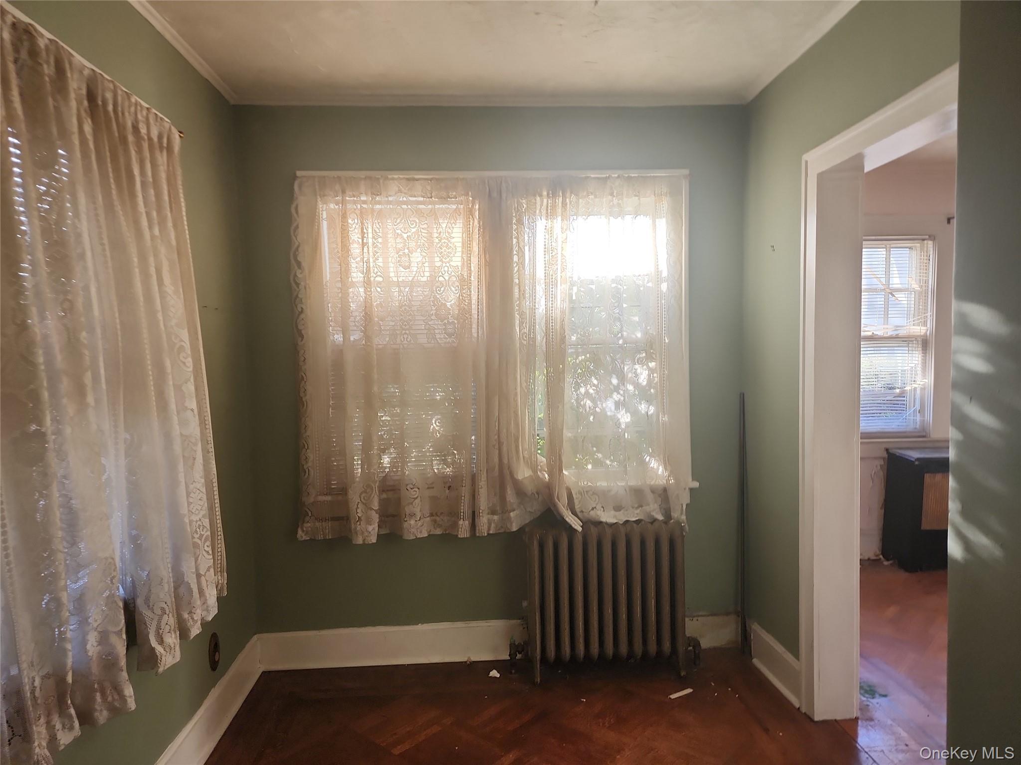 #5 photo, 39 Hilbert Street, Hempstead , NY 11550