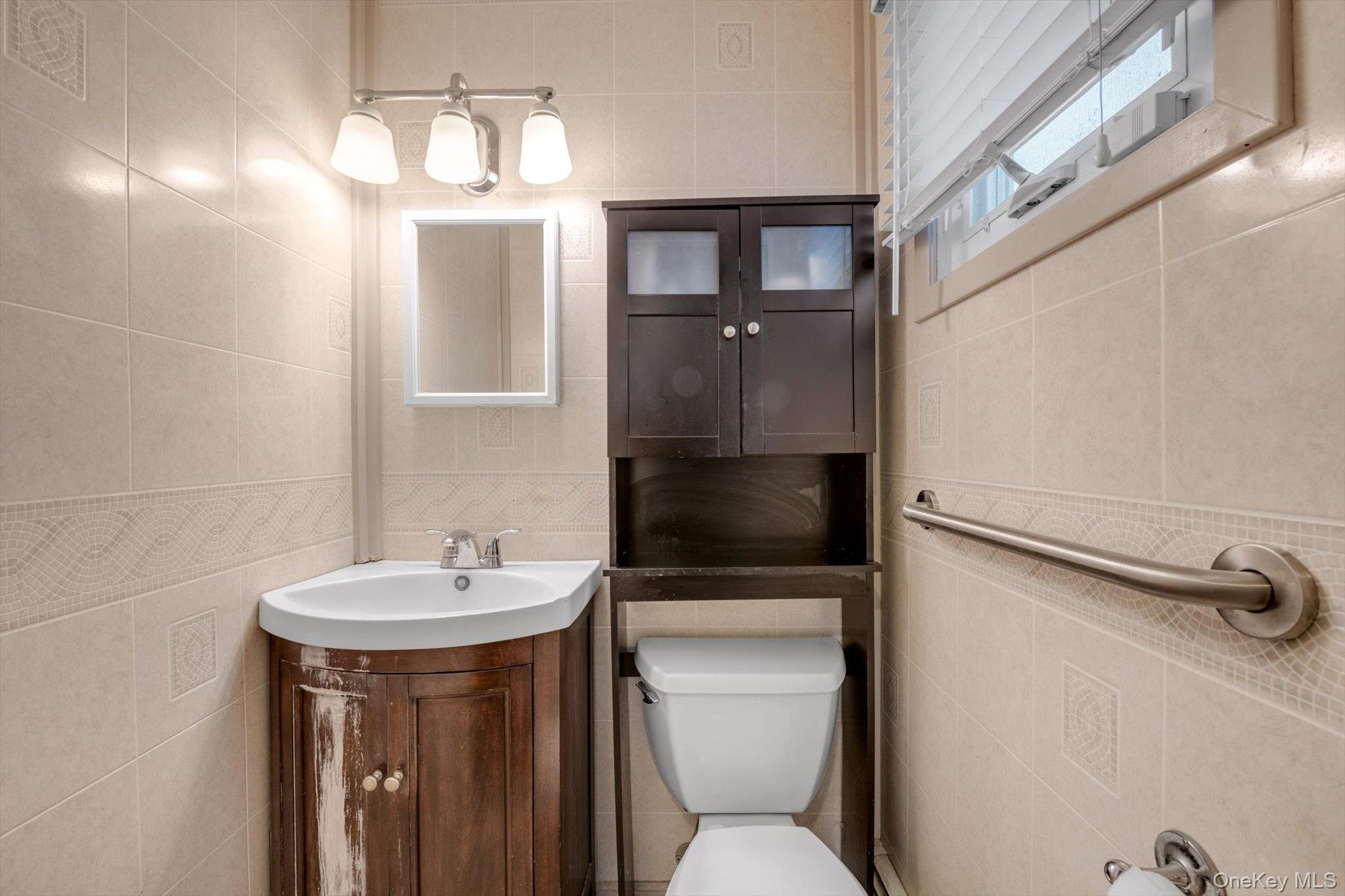 #13 photo, 326 4th Street, East Northport , NY 11731