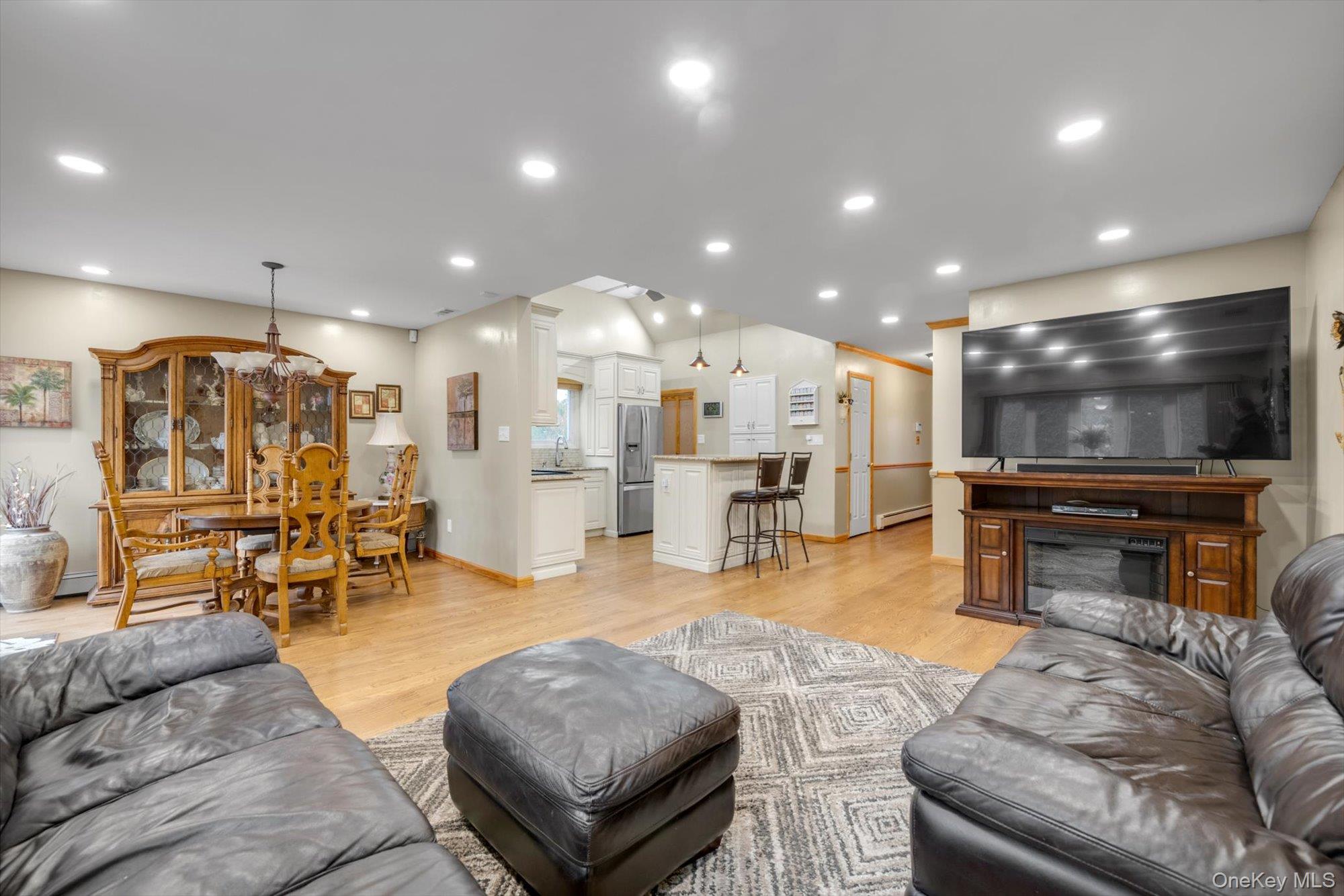 #4 photo, 326 4th Street, East Northport , NY 11731