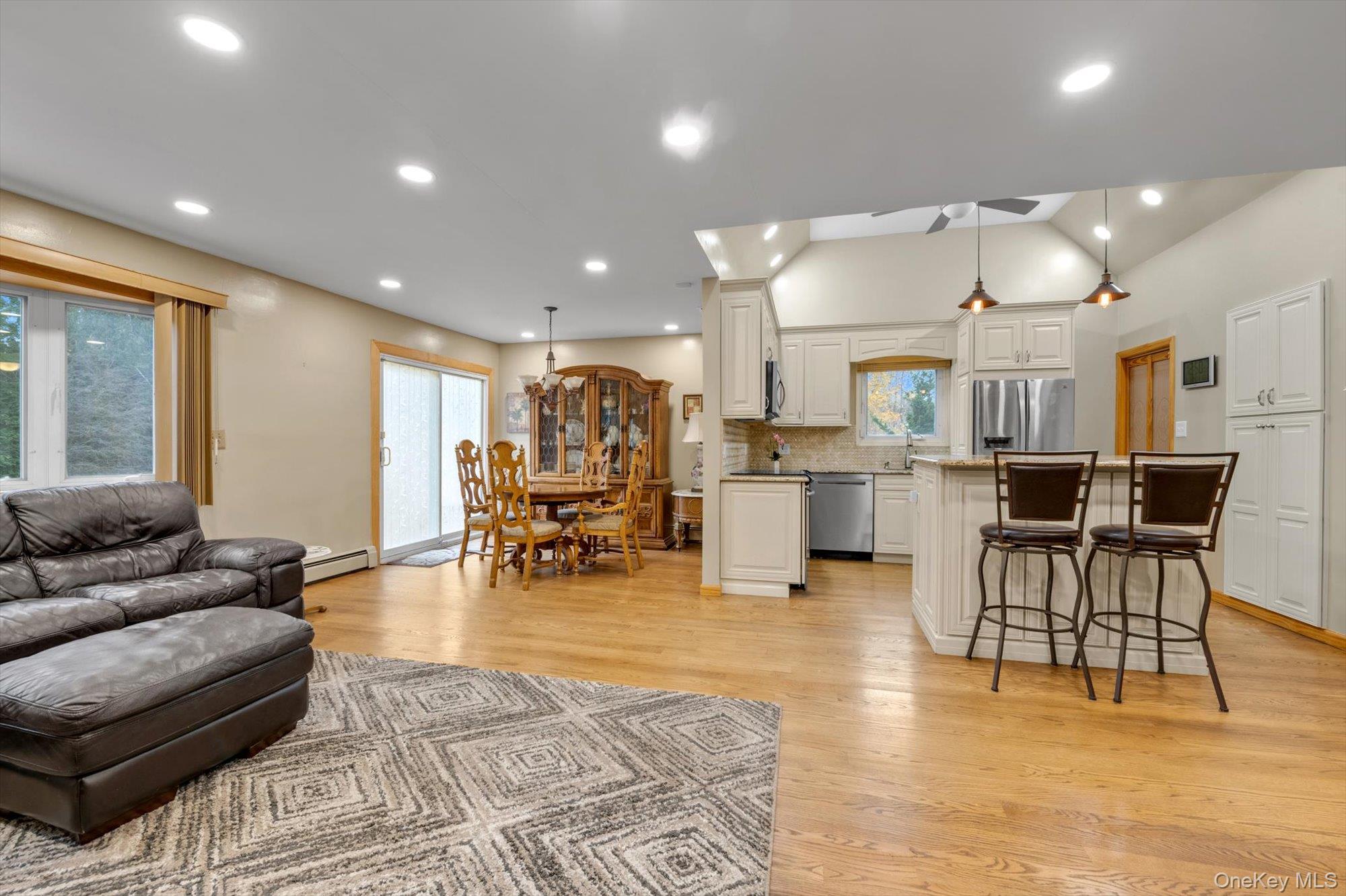 #5 photo, 326 4th Street, East Northport , NY 11731