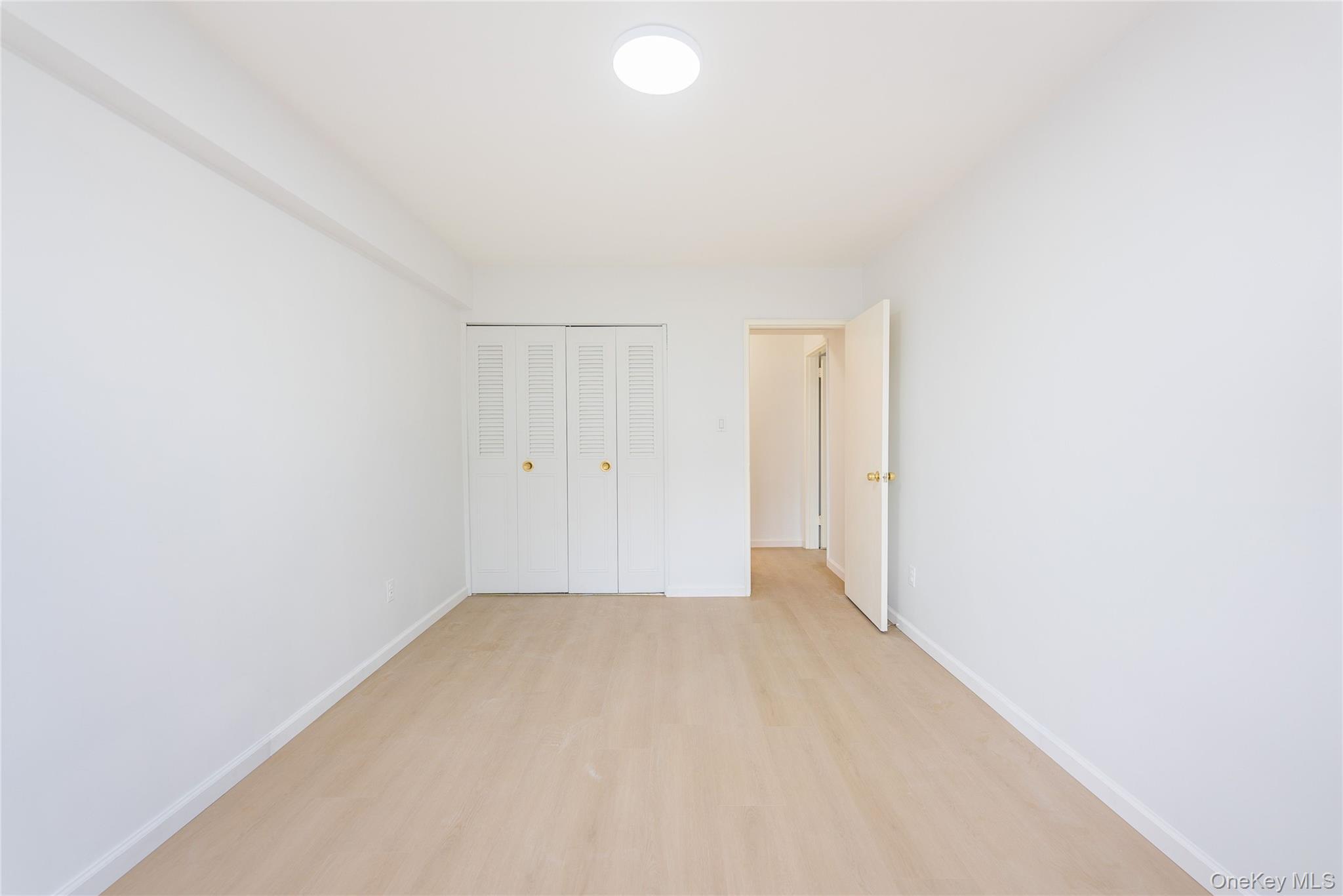 #8 photo, 100-26 67th Rd, Forest Hills , NY 11791