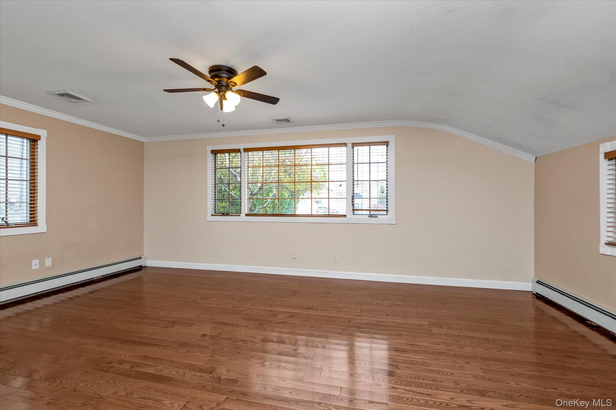 #3 photo, 22 Fairview Road, Massapequa , NY 11758