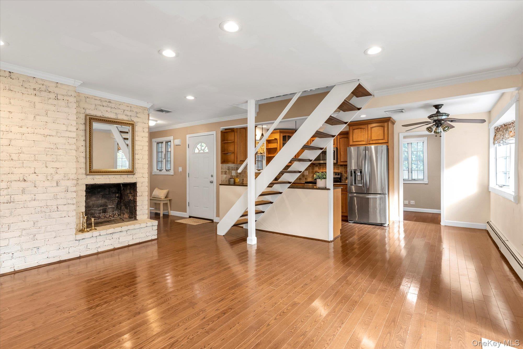 #9 photo, 22 Fairview Road, Massapequa , NY 11758