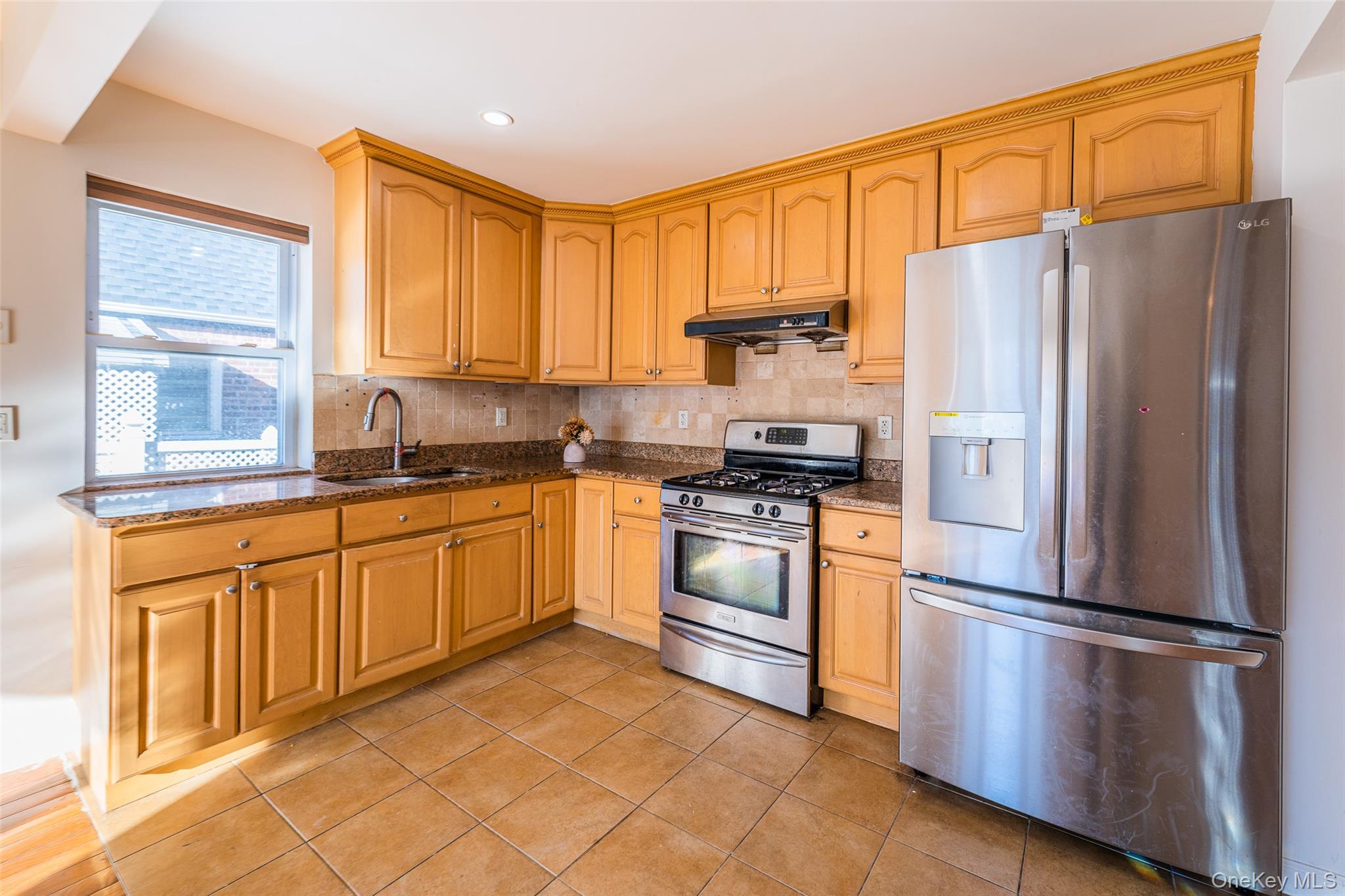 #11 photo, 24563 61st Avenue, Little Neck , NY 11362