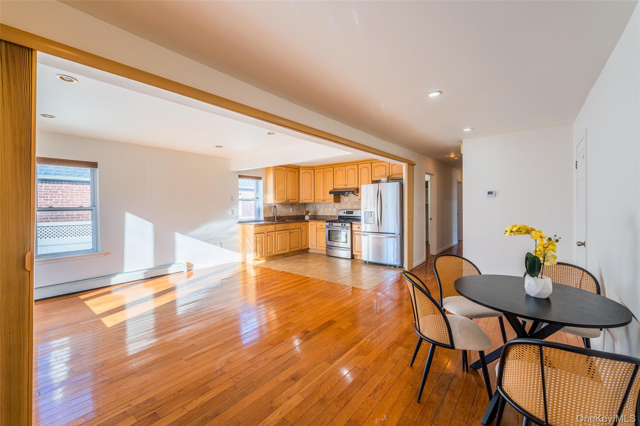 #8 photo, 24563 61st Avenue, Little Neck , NY 11362