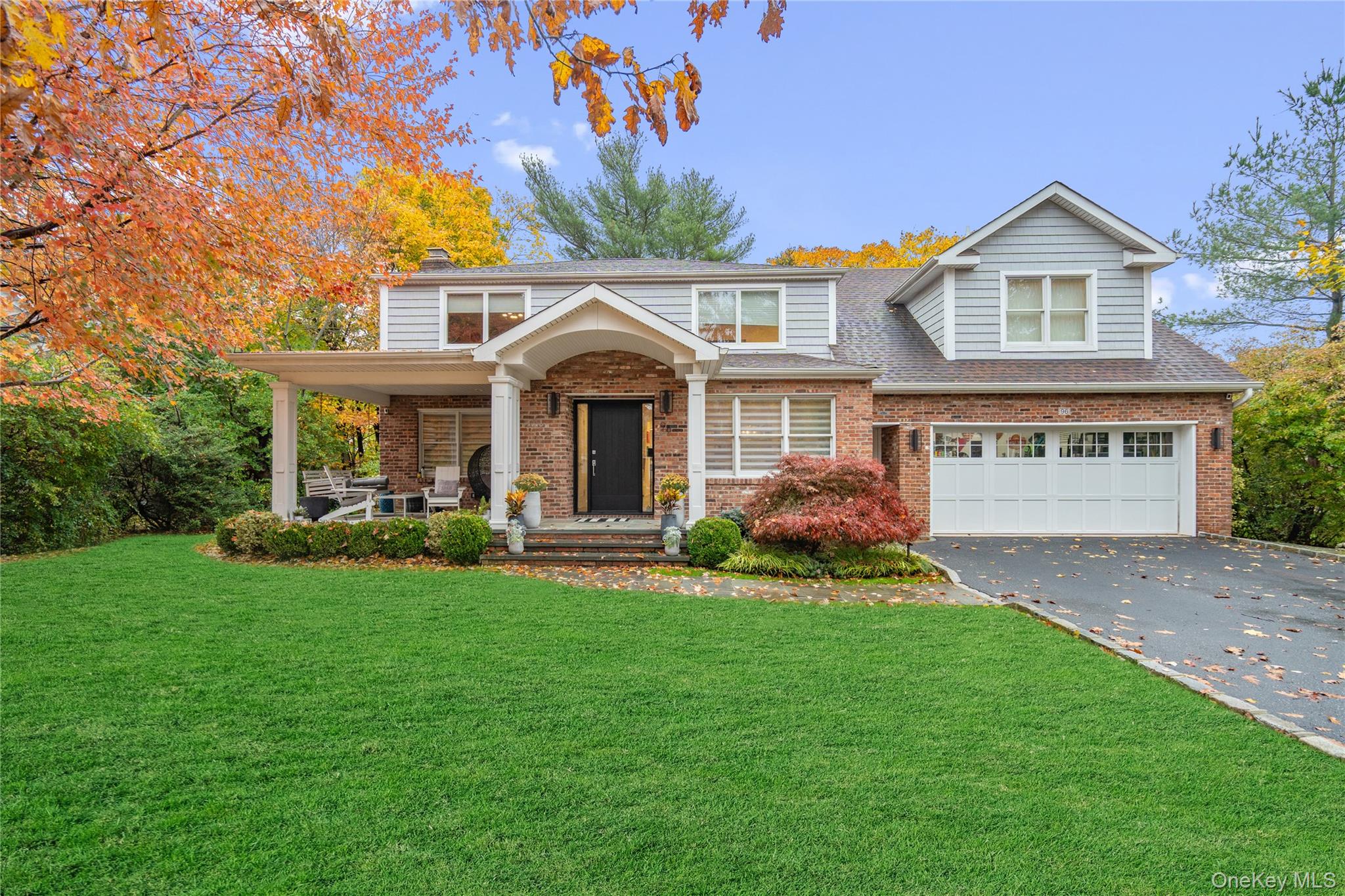 #1 photo, 96 Oakdale Lane, Roslyn Heights , NY 11577