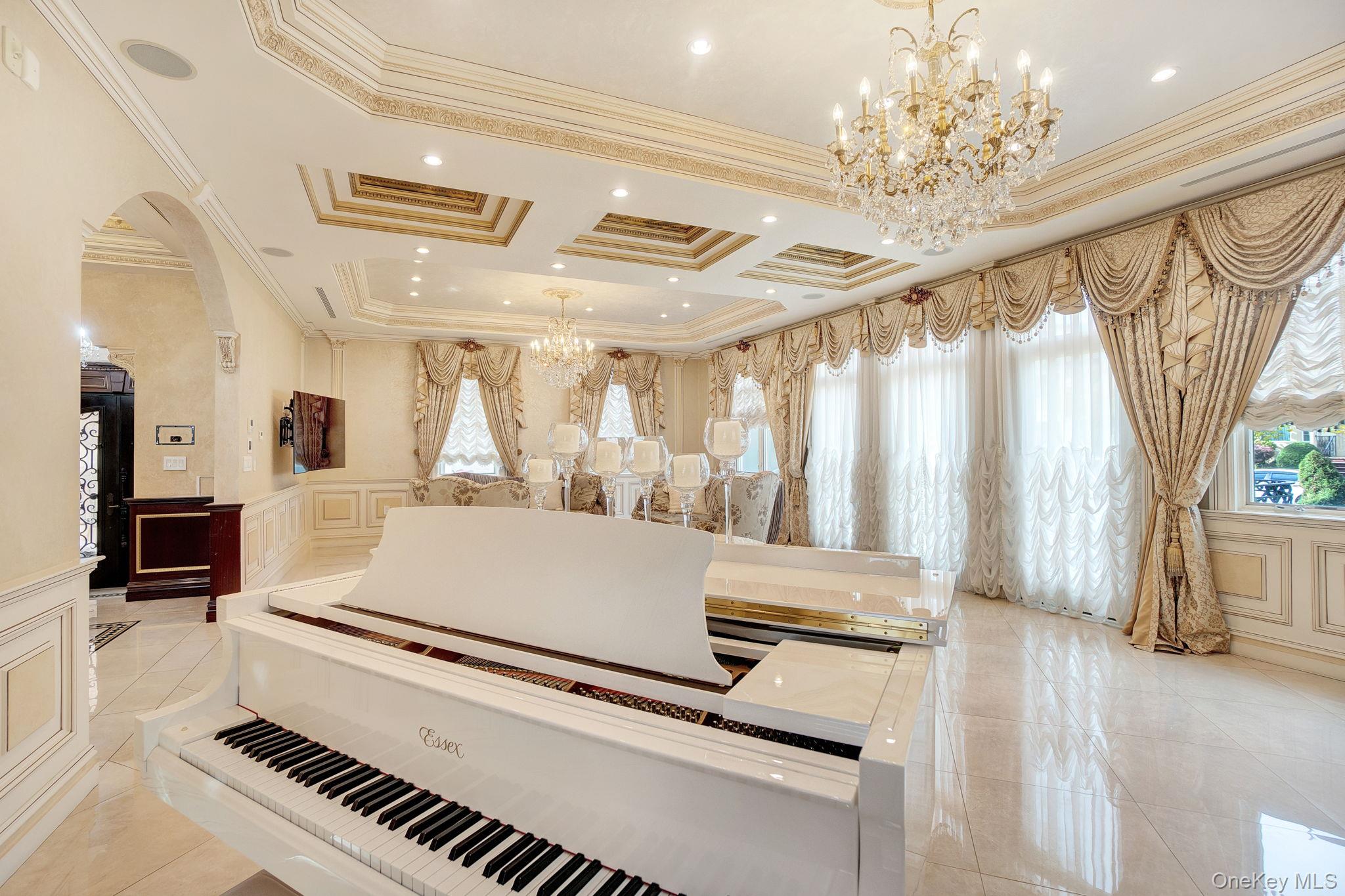 #7 photo, 181-30 Tudor Road, Jamaica Estates , NY 11432