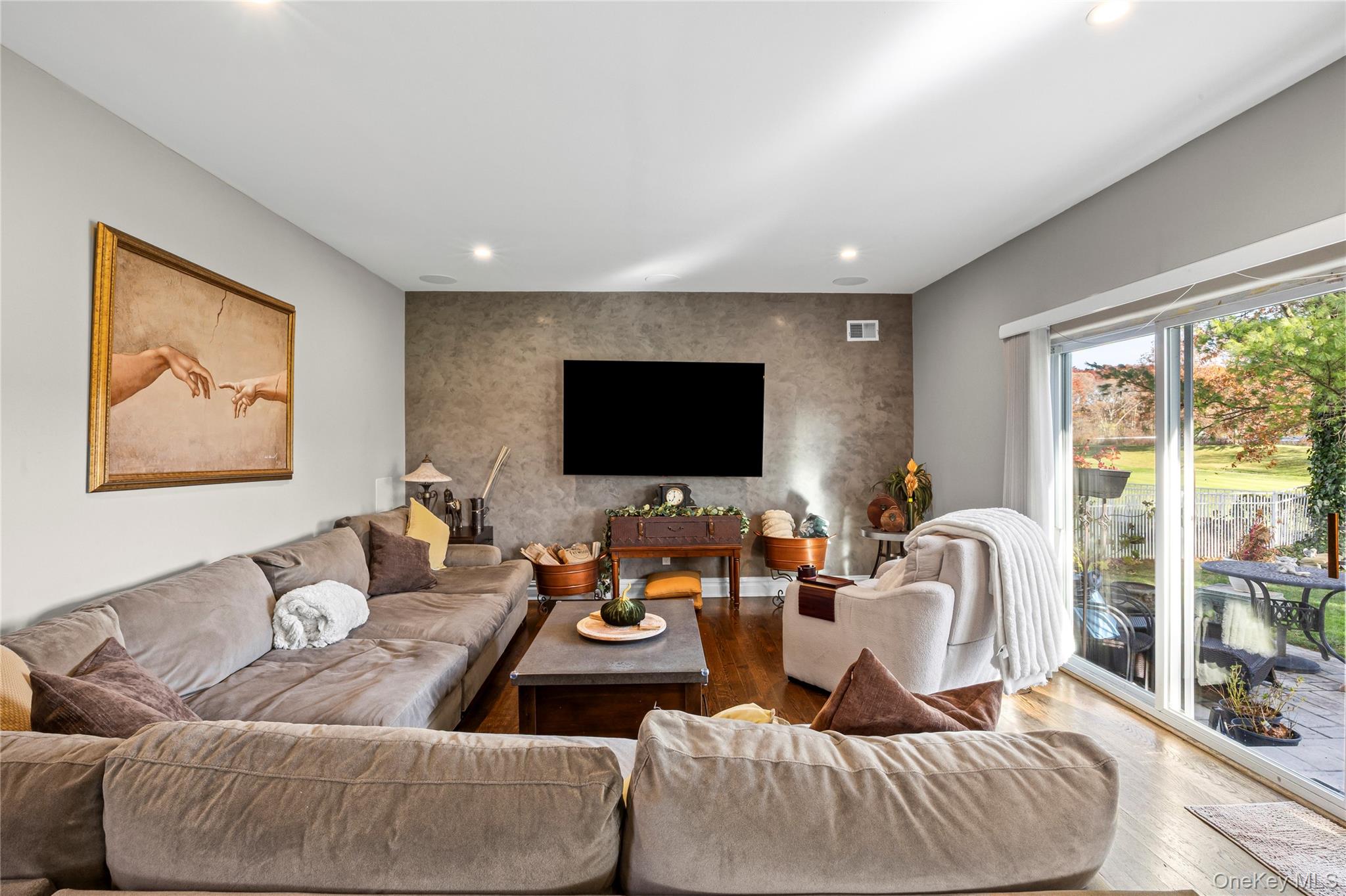 #10 photo, 38 Hamlet Drive, Mount Sinai , NY 11766