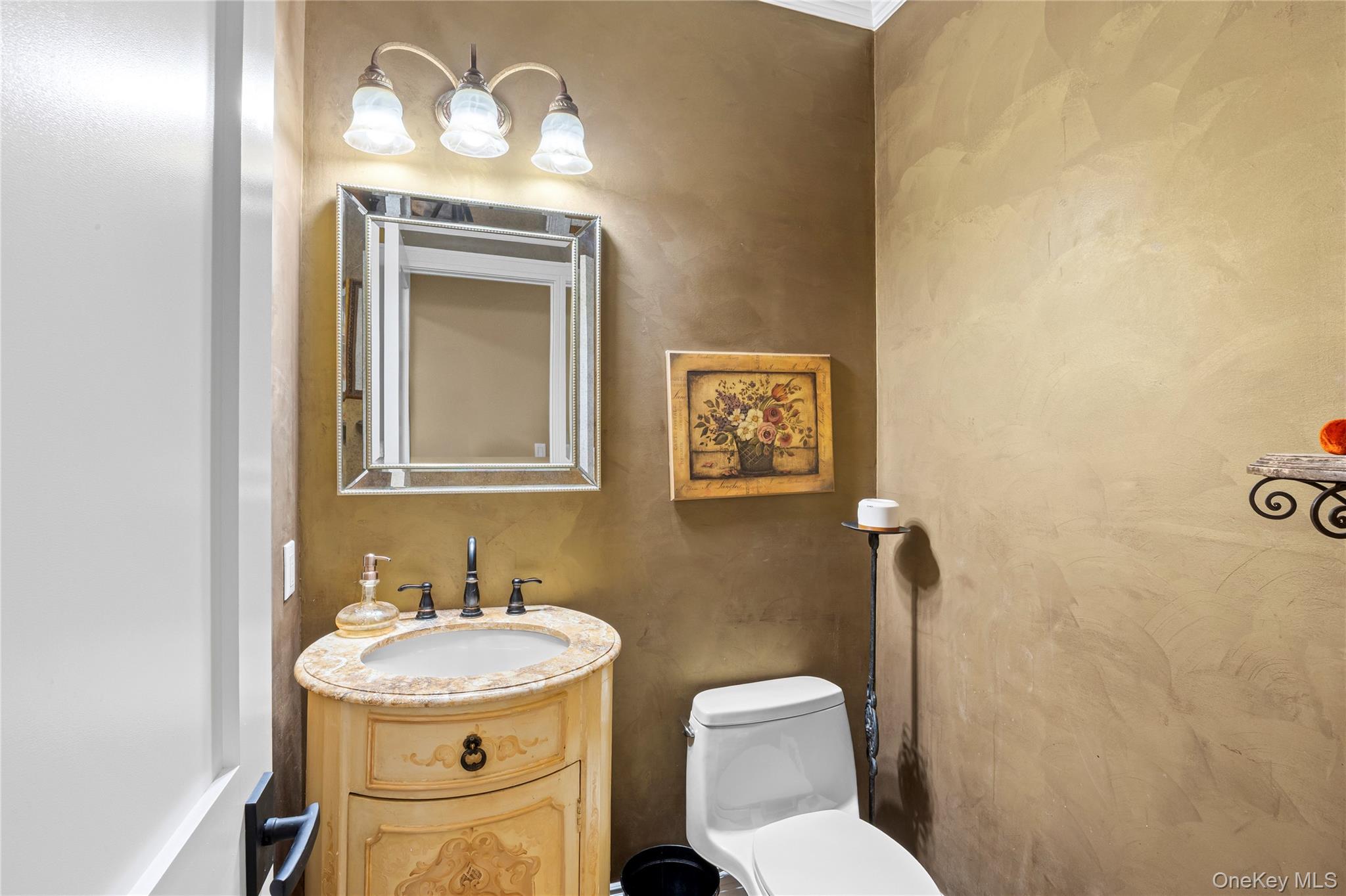 #15 photo, 38 Hamlet Drive, Mount Sinai , NY 11766