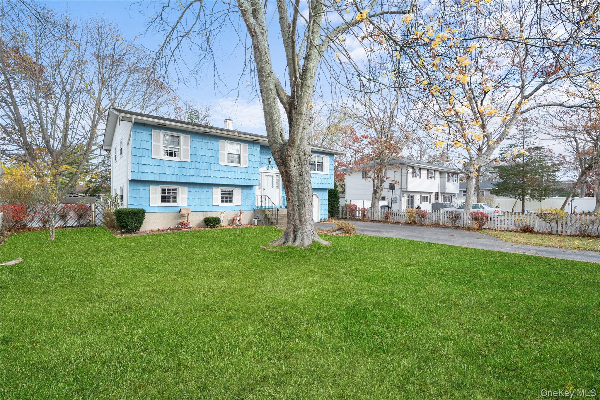 #2 photo, 21 Lama Drive, Shirley , NY 11967