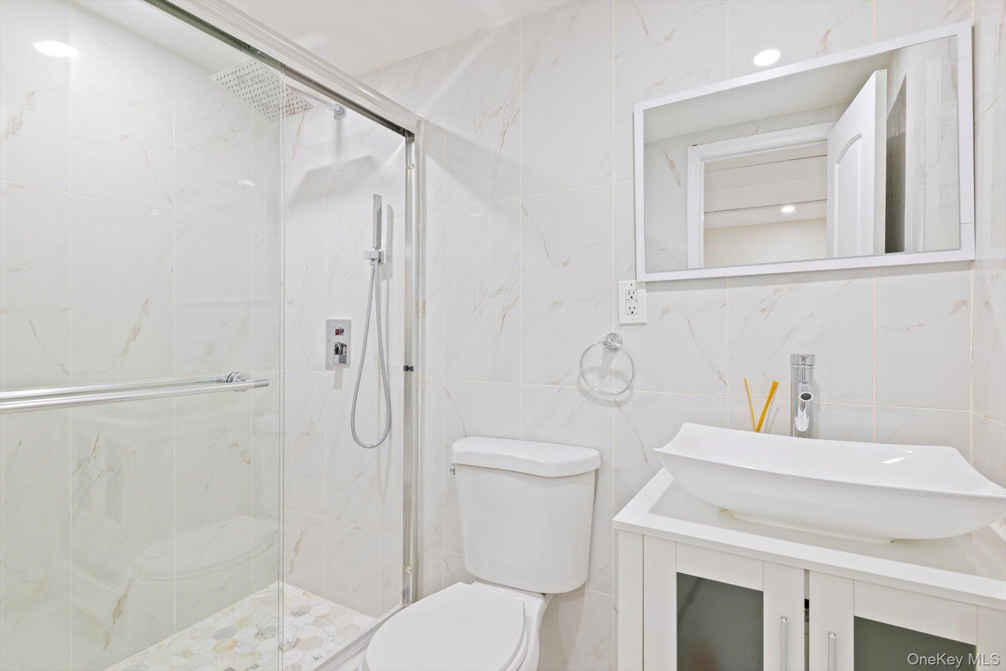 #14 photo, 144-14 68th Avenue, Kew Garden Hills , NY 11367