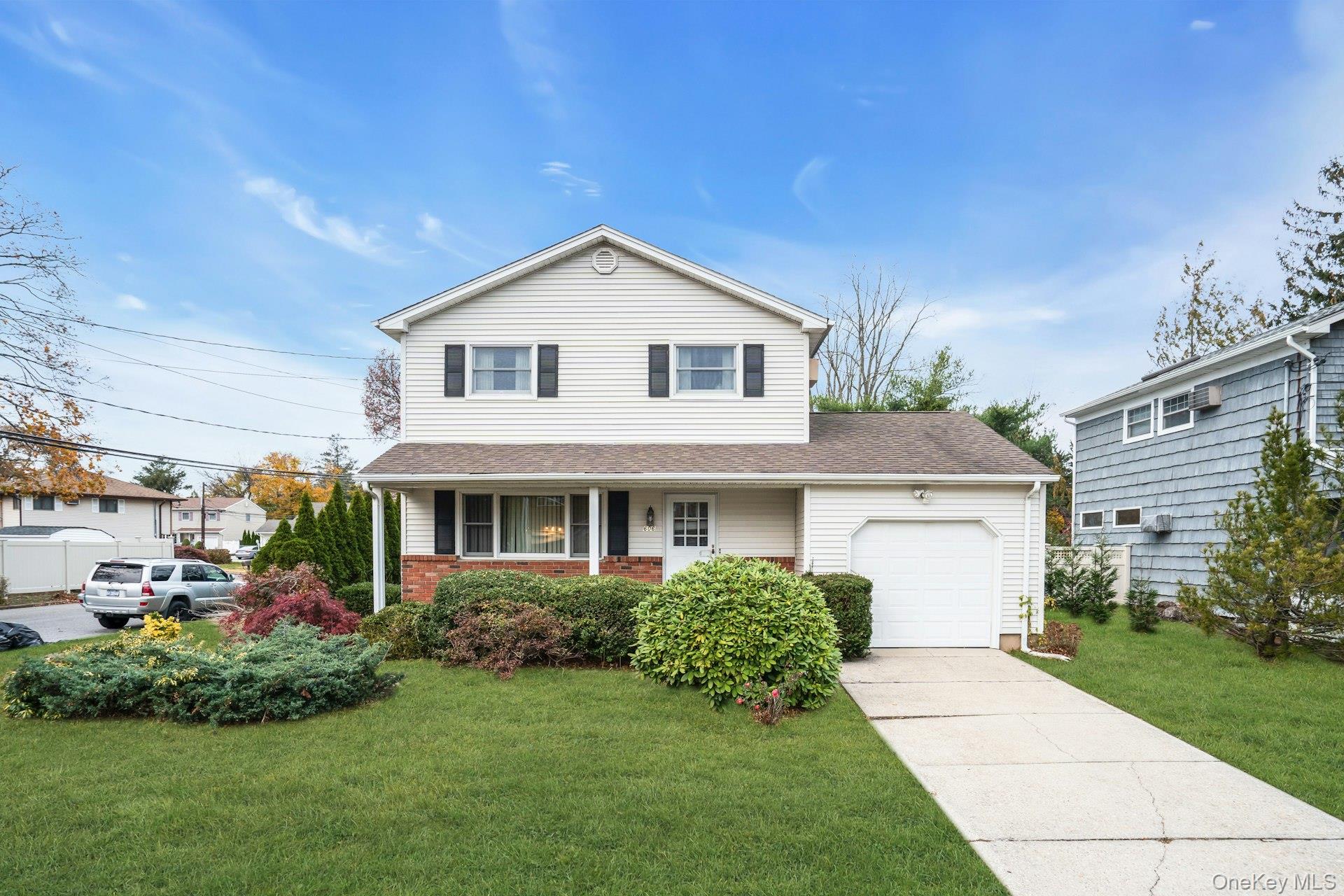 #2 photo, 606 7th Avenue, East Northport , NY 11731