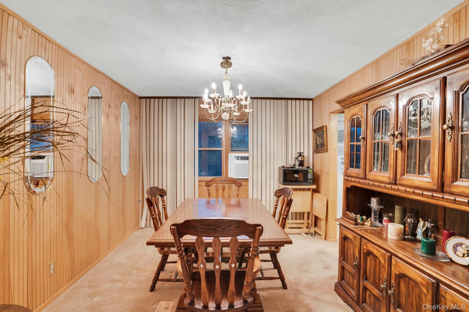 #9 photo, 606 7th Avenue, East Northport , NY 11731