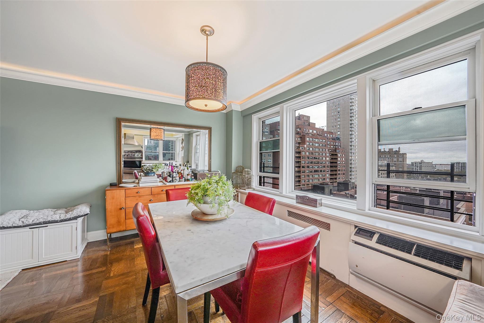 #6 photo, 460 E 79th Street, New York (Manhattan) , NY 10075