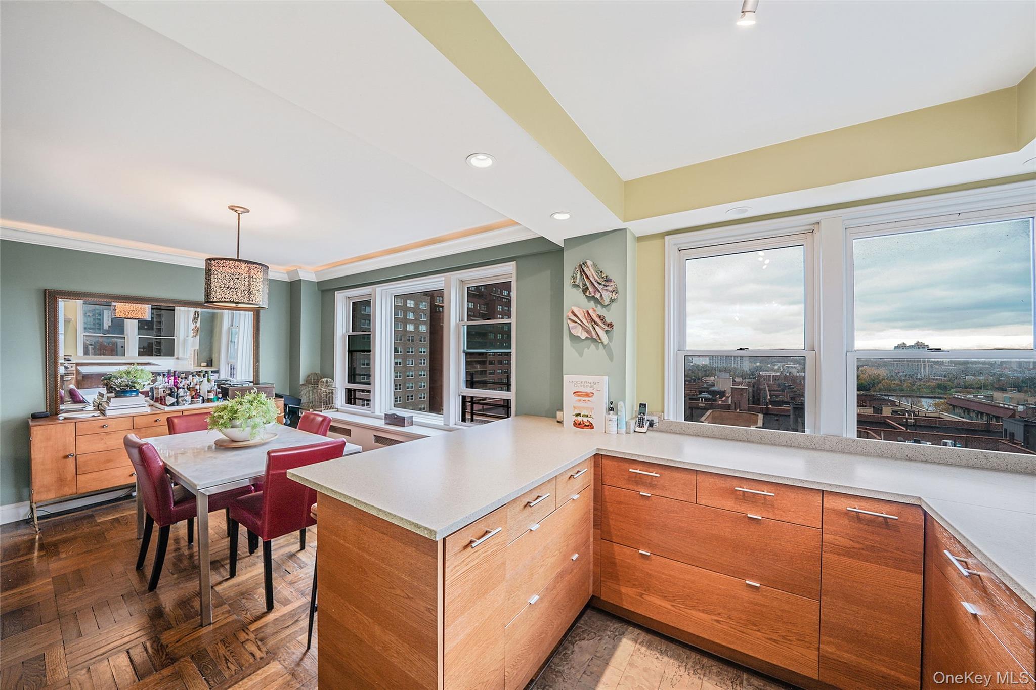 #9 photo, 460 E 79th Street, New York (Manhattan) , NY 10075