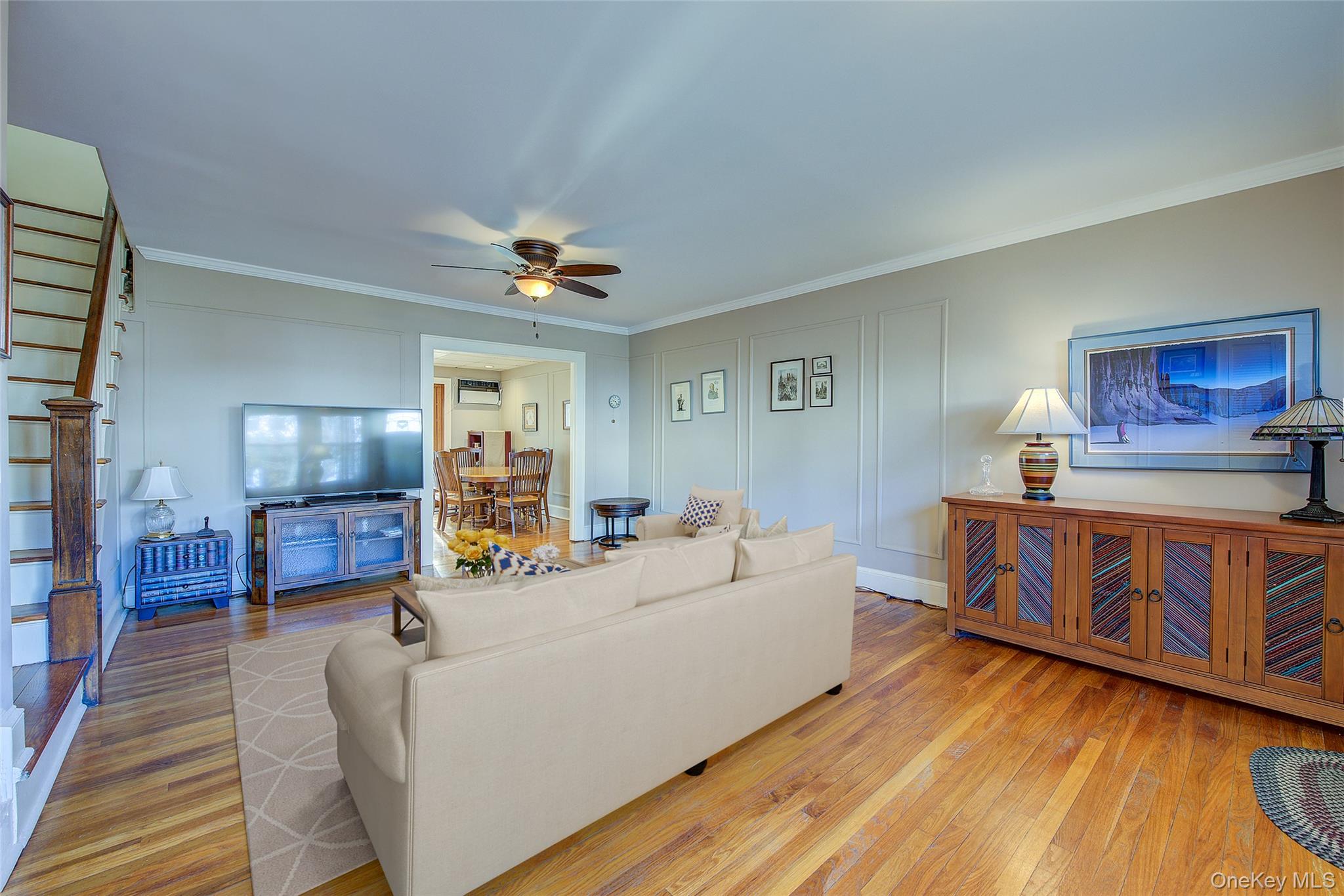 #4 photo, 67-118 Dartmouth Street, Forest Hills , NY 11375